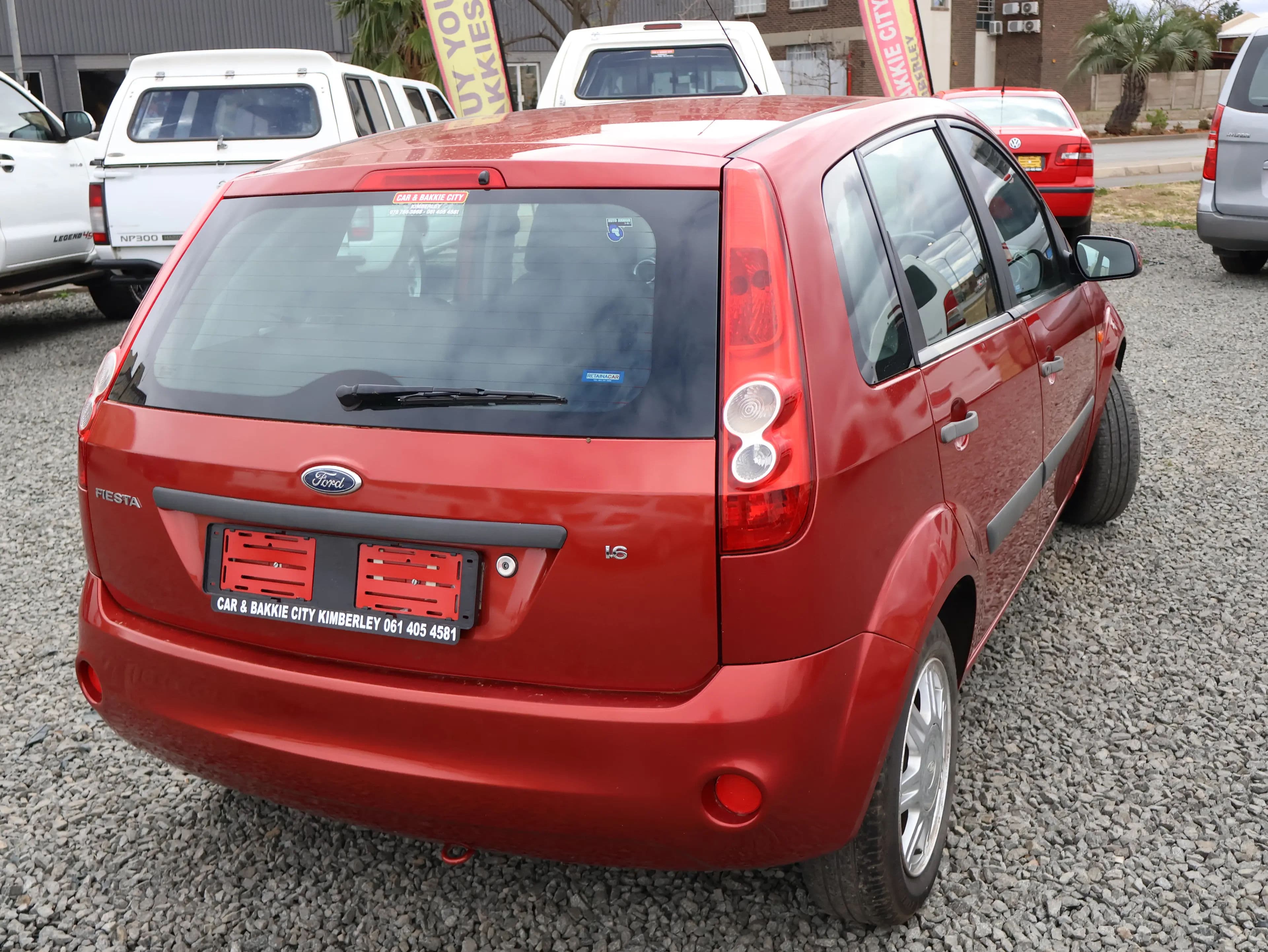 Ford Fiesta — photo 4