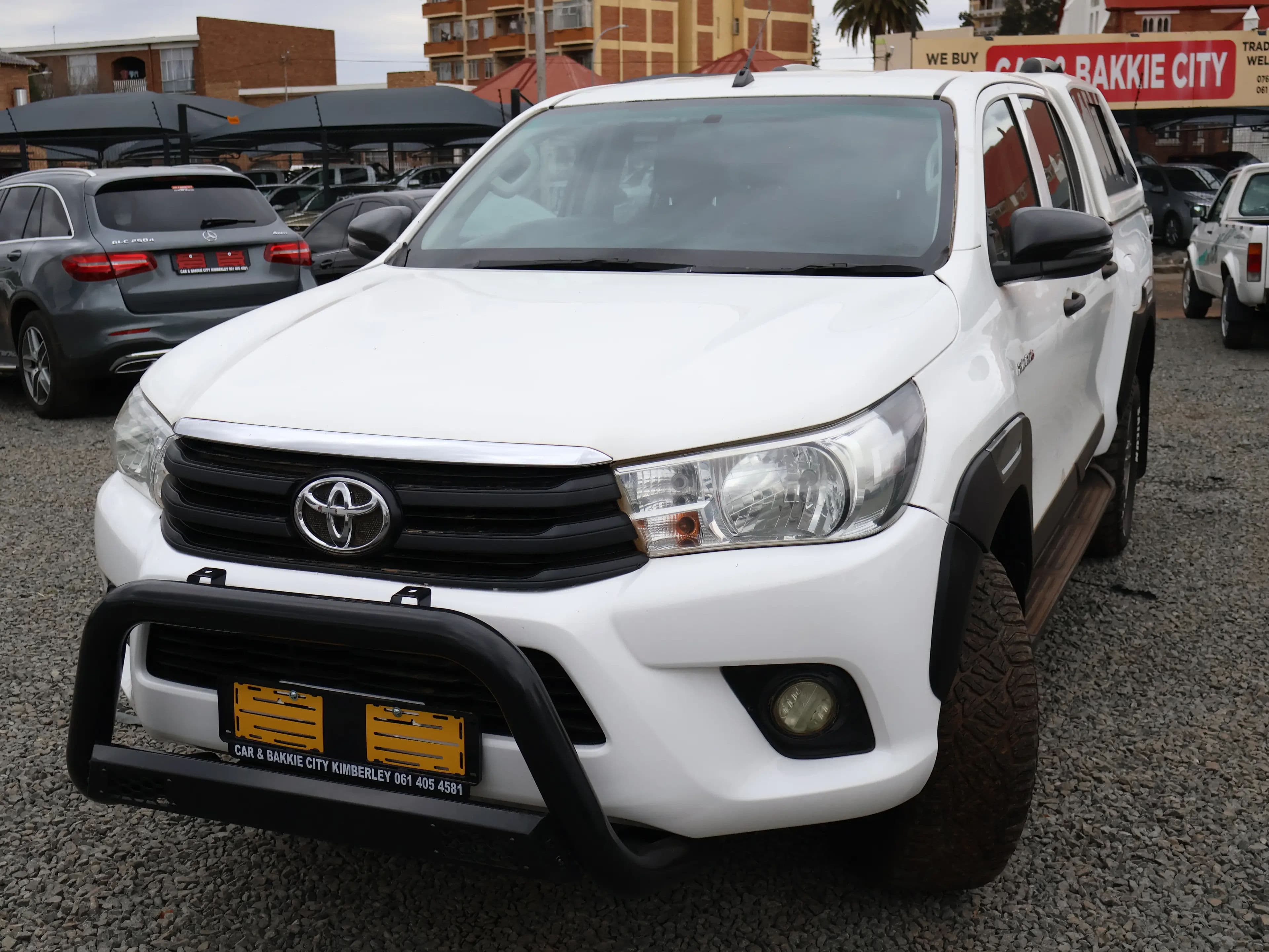 Toyota Hilux — photo 3