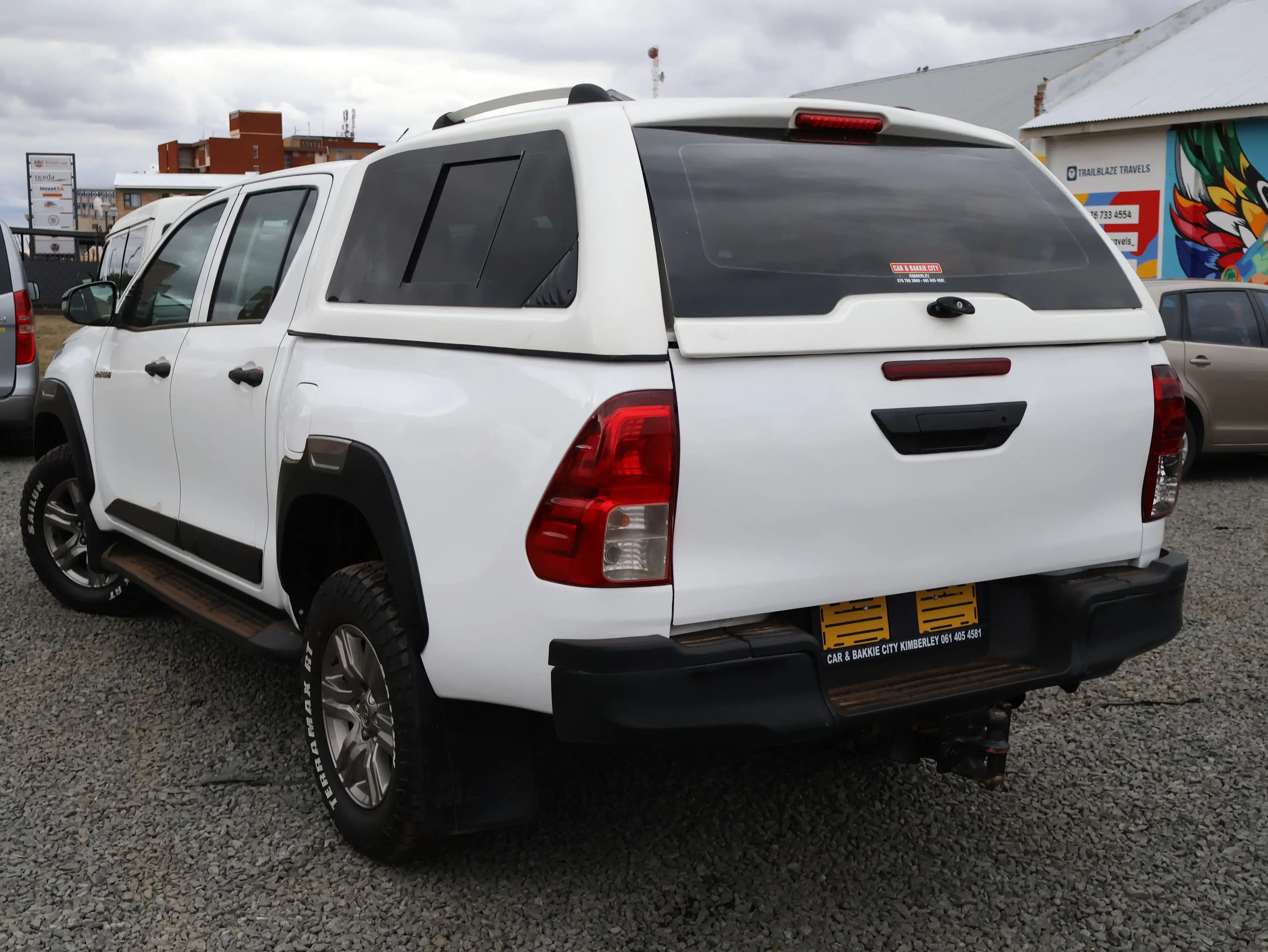 Toyota Hilux — photo 5