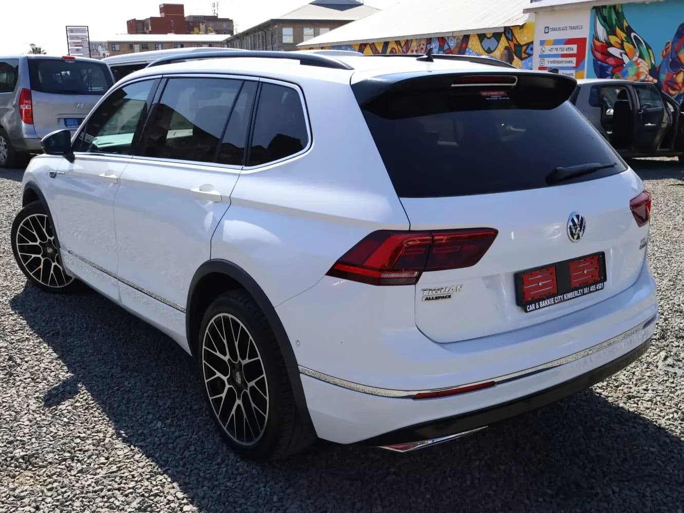 VW Tiguan — photo 2