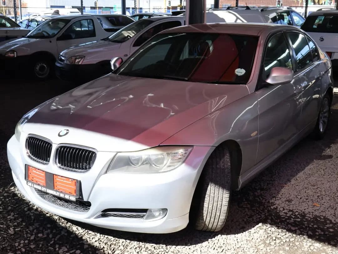 BMW 320I — photo 2