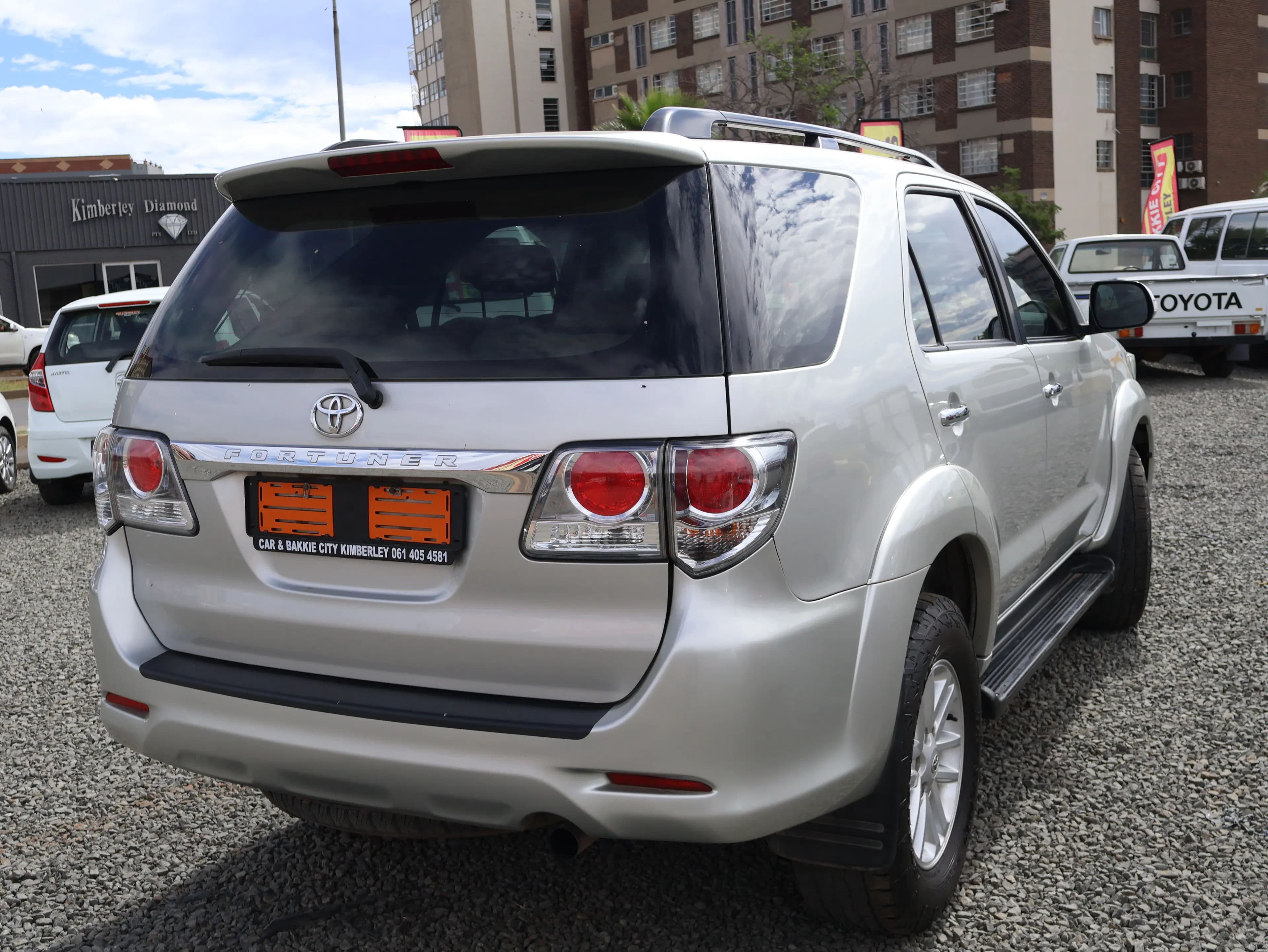 Toyota Fortuner 2.8 — photo 3