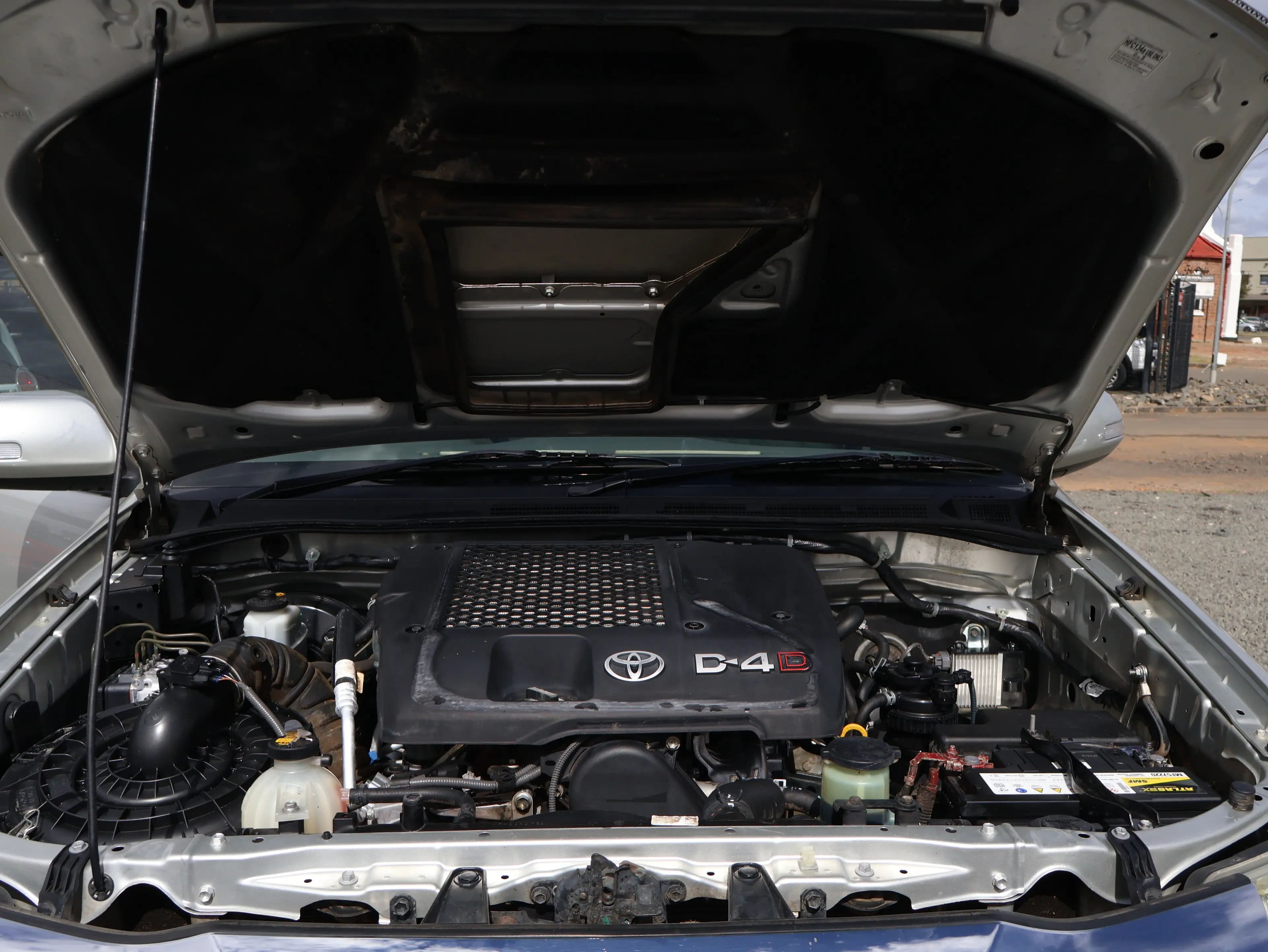 Toyota Fortuner 2.8 — photo 8