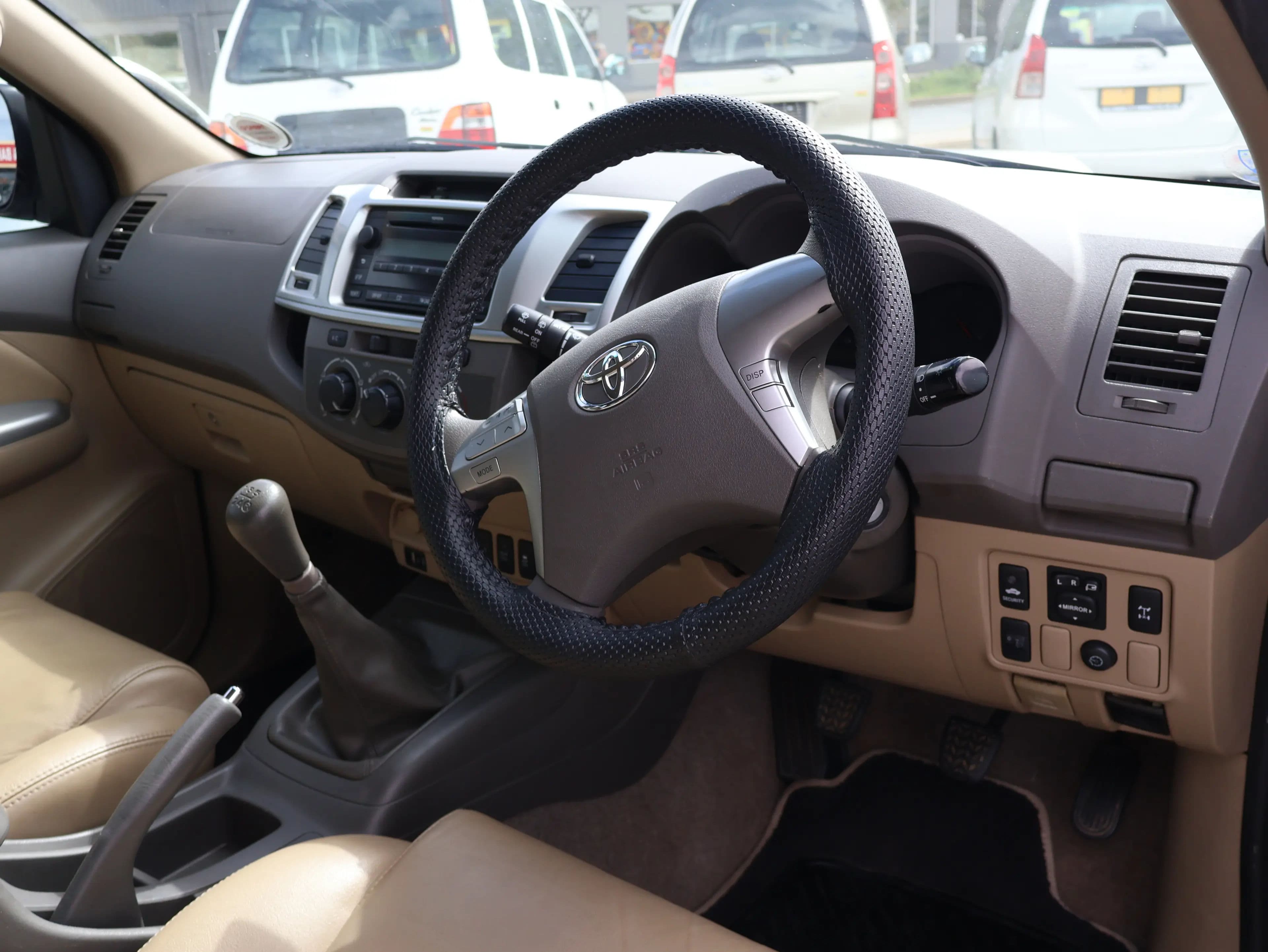 Toyota Fortuner 2.8 — photo 9