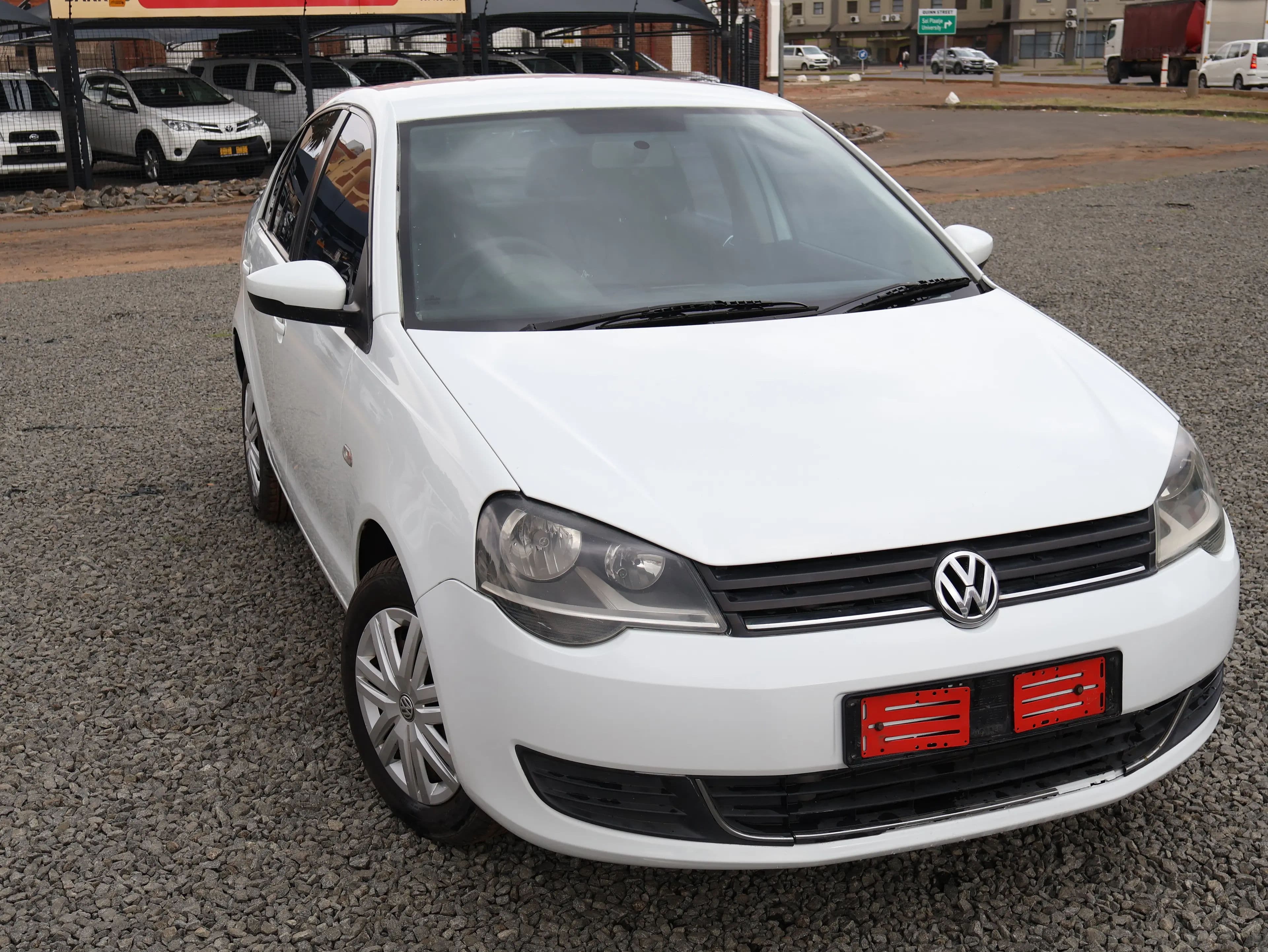 VW Polo Vivo Sedan