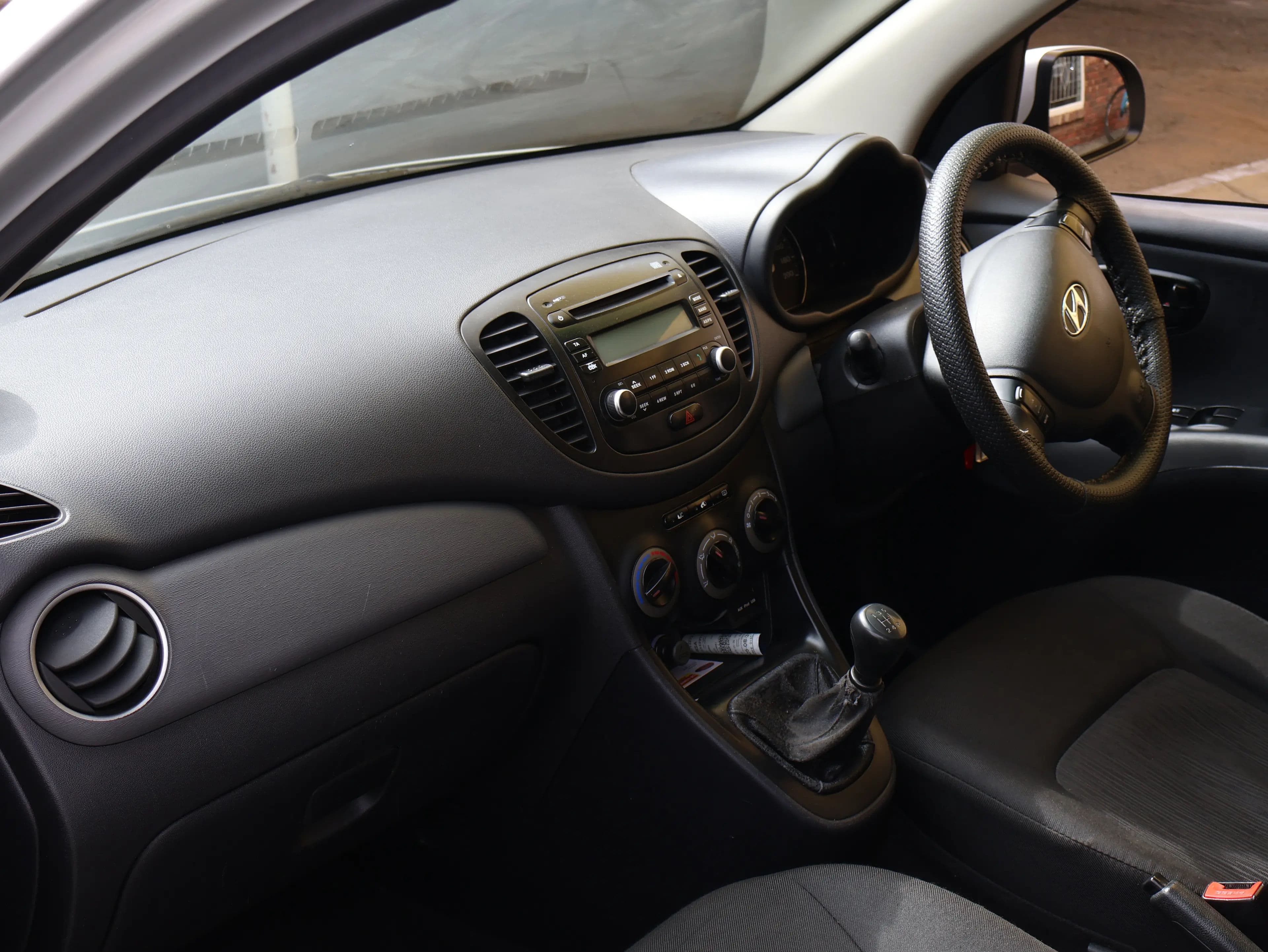 2013 Hyundai i10 — photo 5