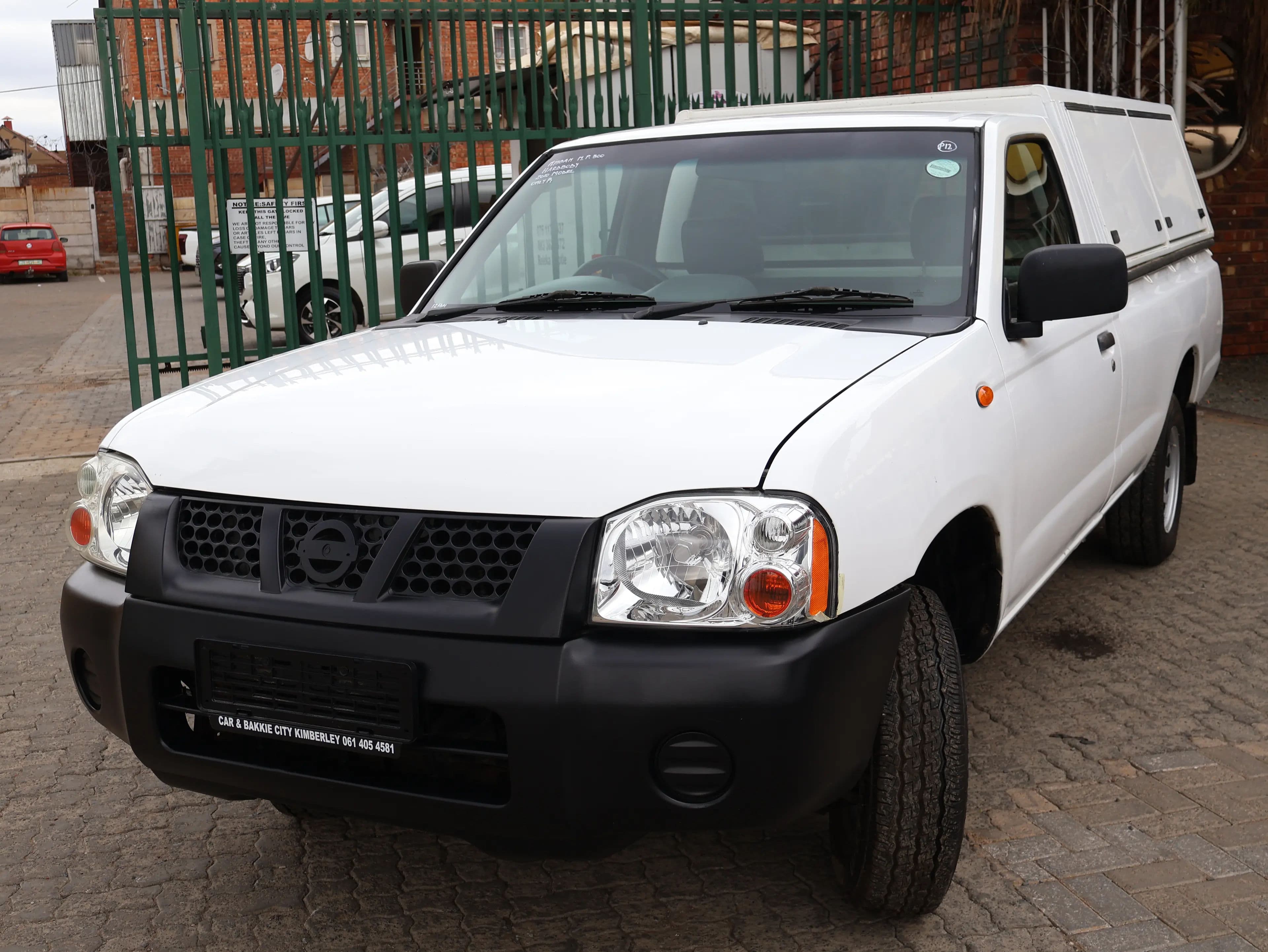 Nissan NP300 — photo 2