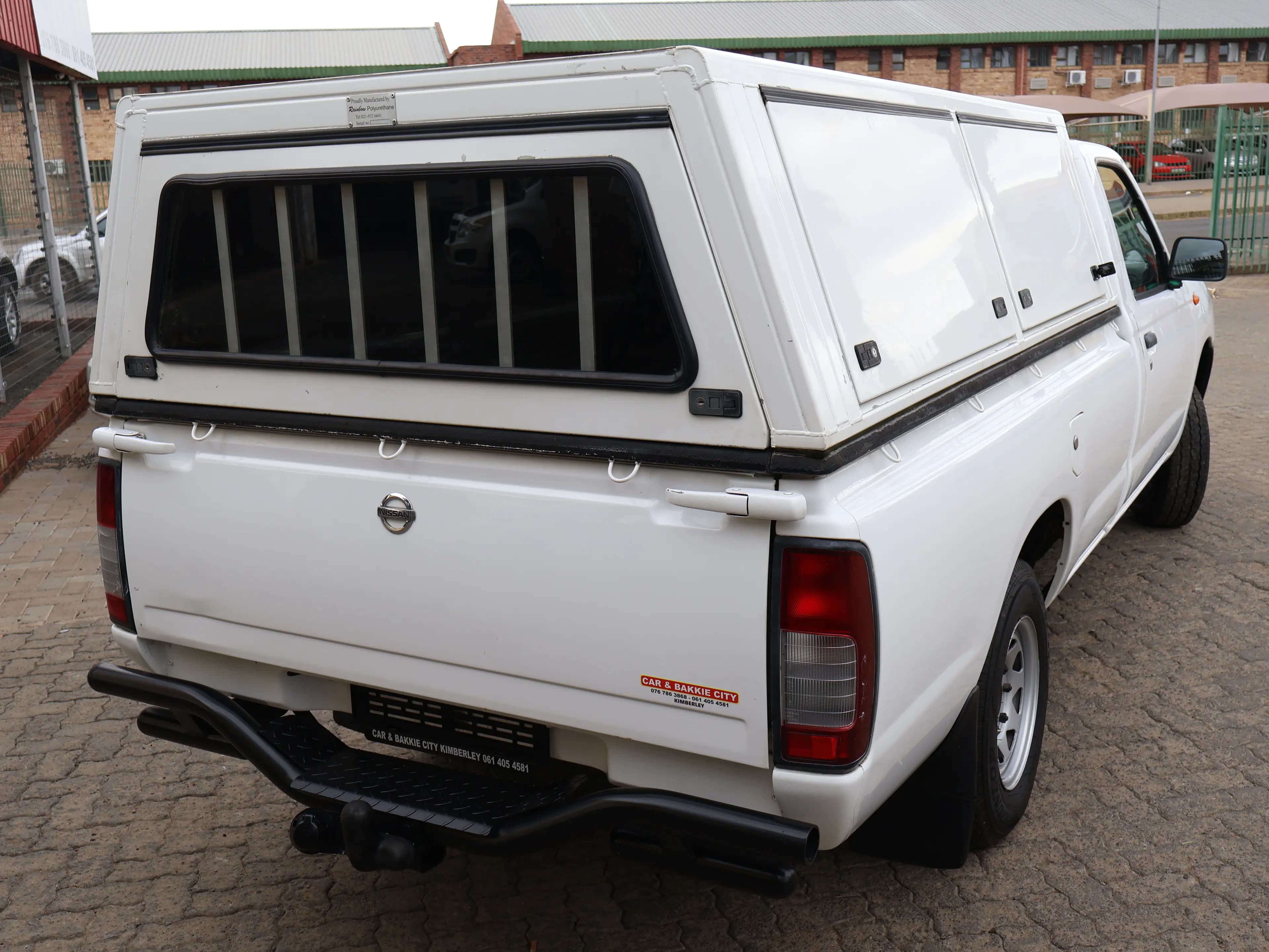 Nissan NP300 — photo 6