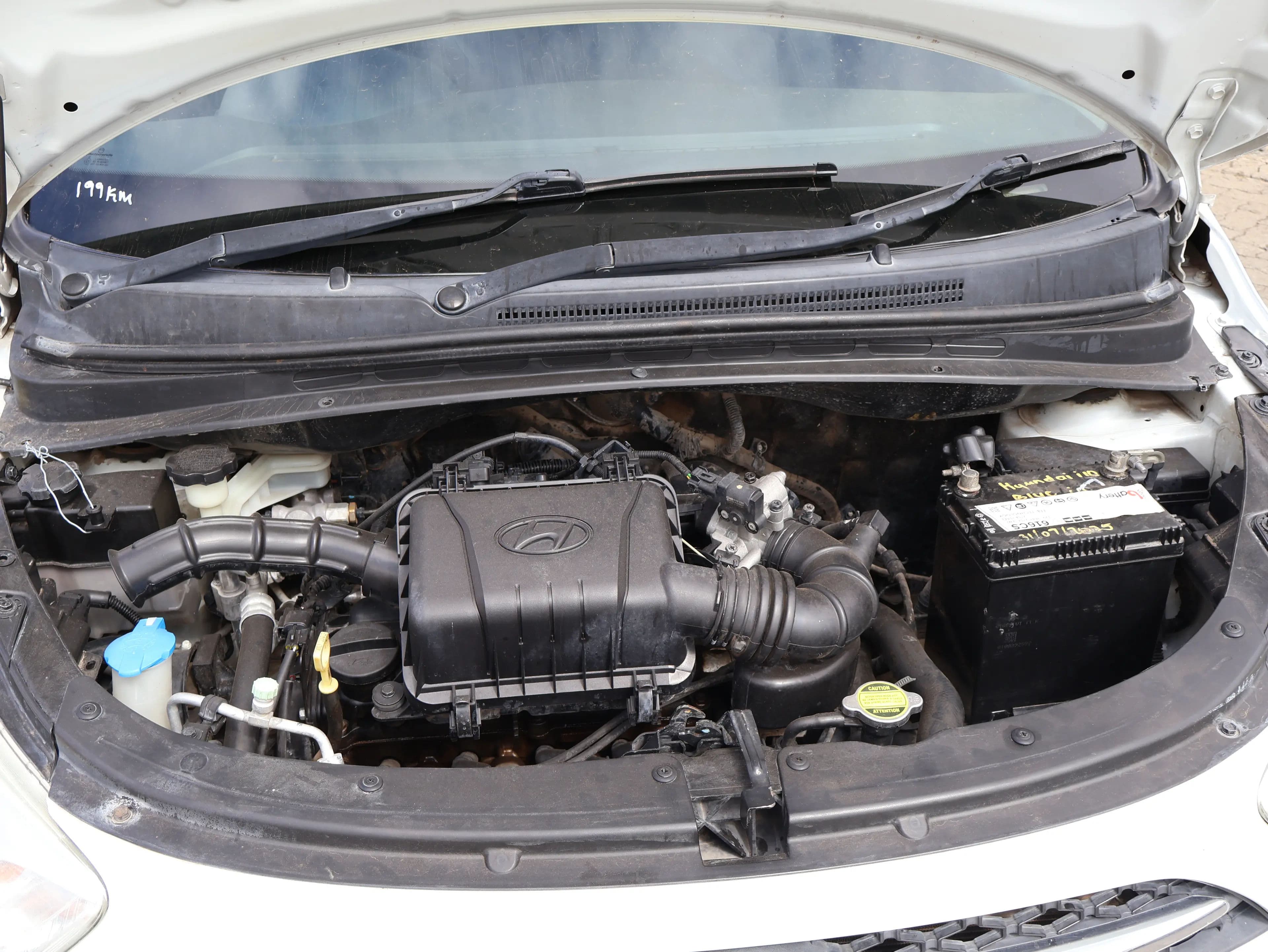 Hyundai i10 — photo 2