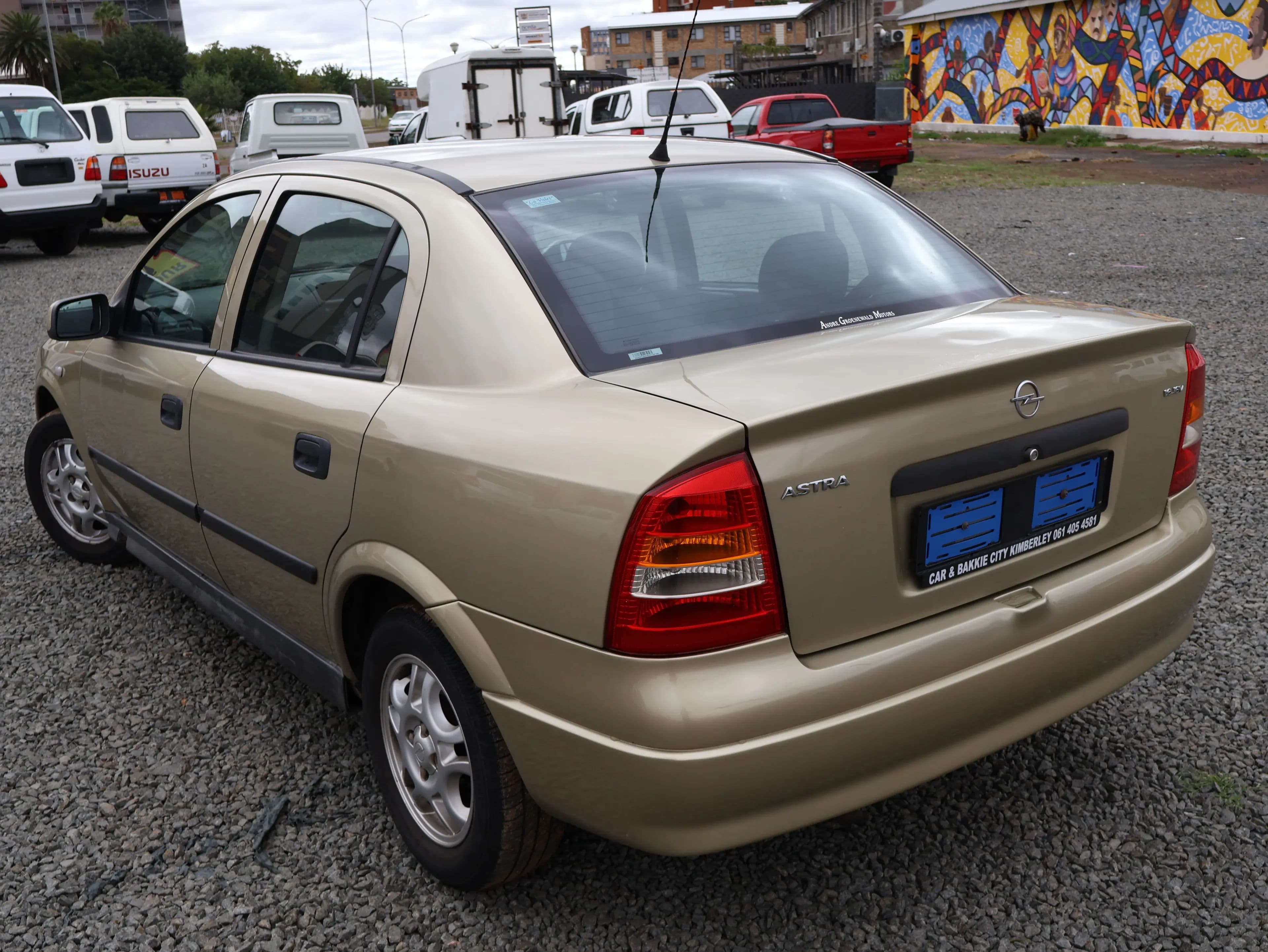 Opel Astra — photo 5