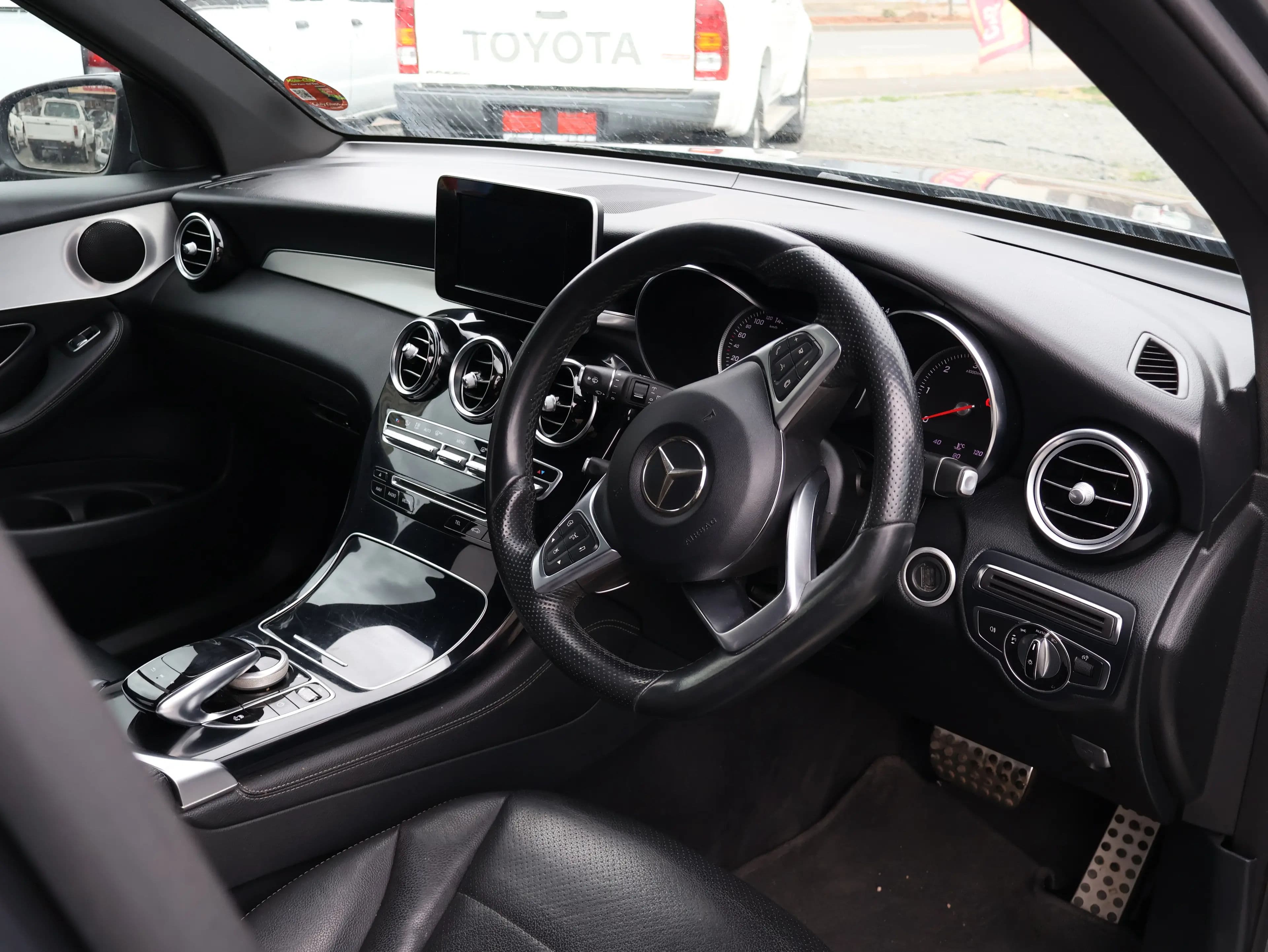 Mercedes Benz GLC 250d — photo 5