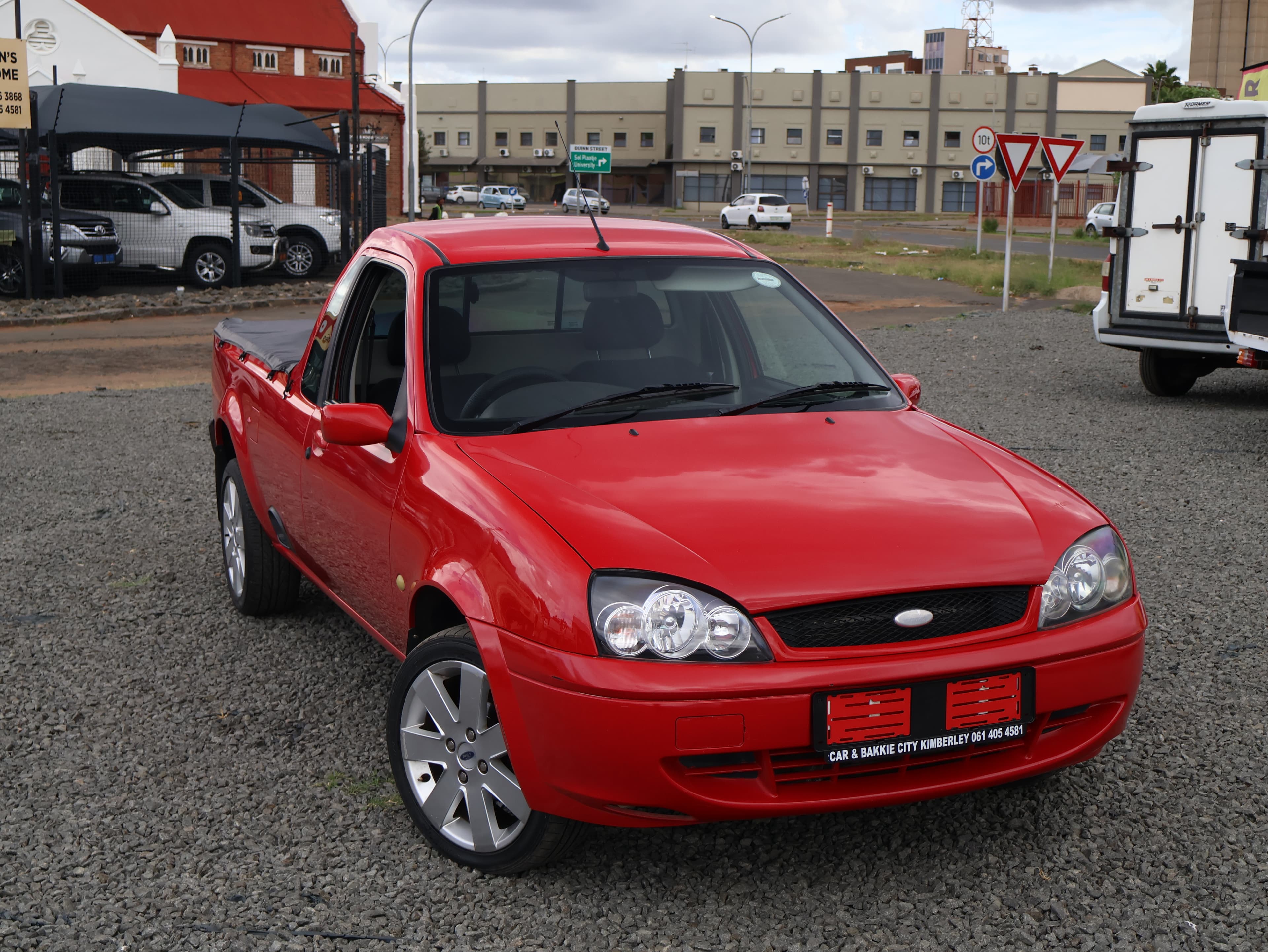 2008 Ford Bantam Red image 1