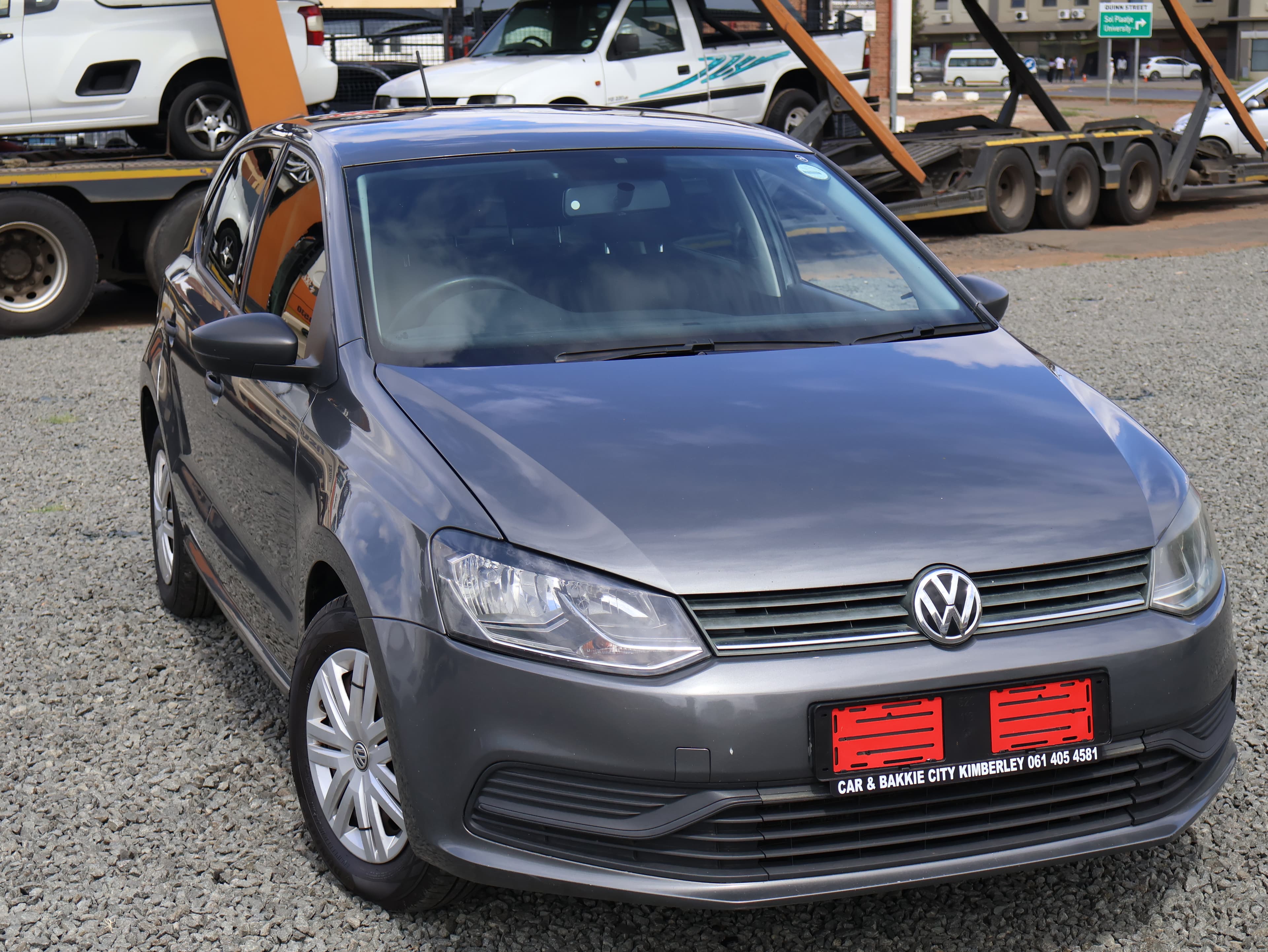 2015 Volkswagen Polo image 1