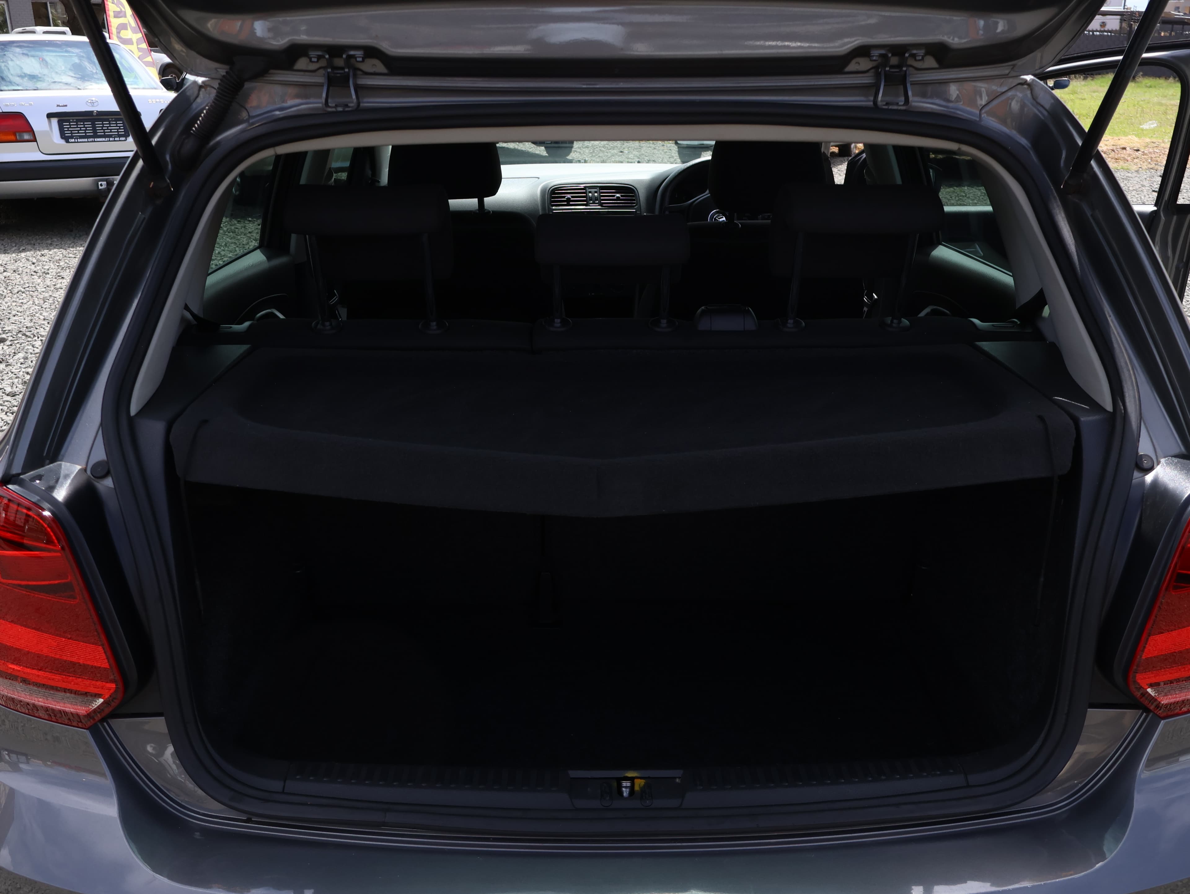 2015 Volkswagen Polo image 4