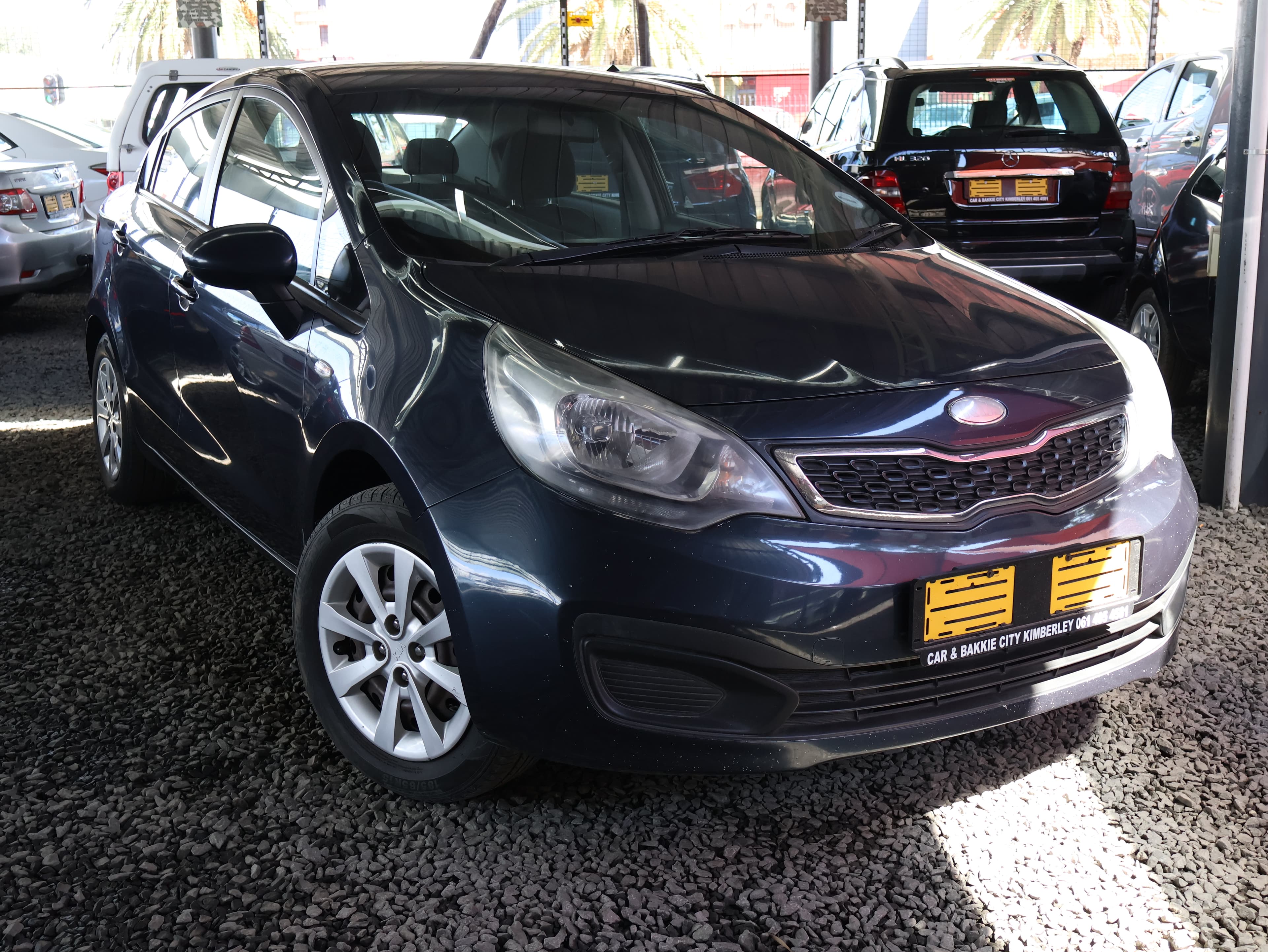 2015 KIA RIO image 1