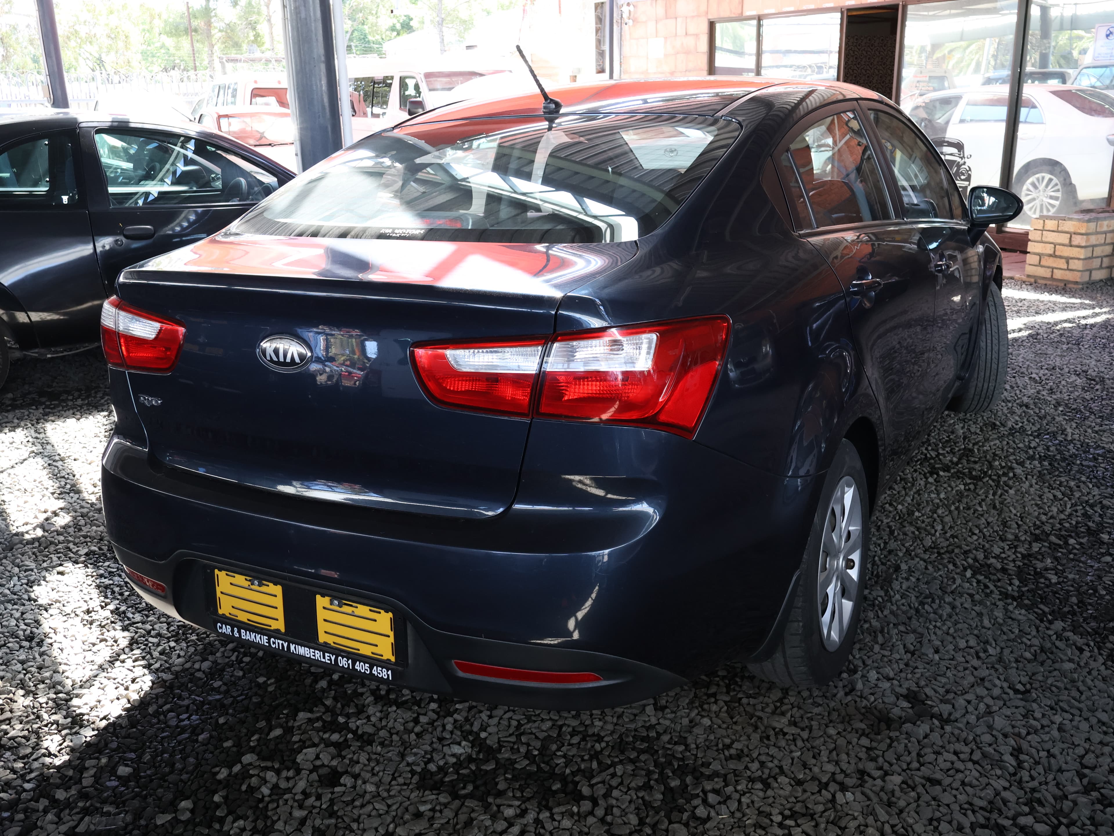 2015 KIA RIO image 8