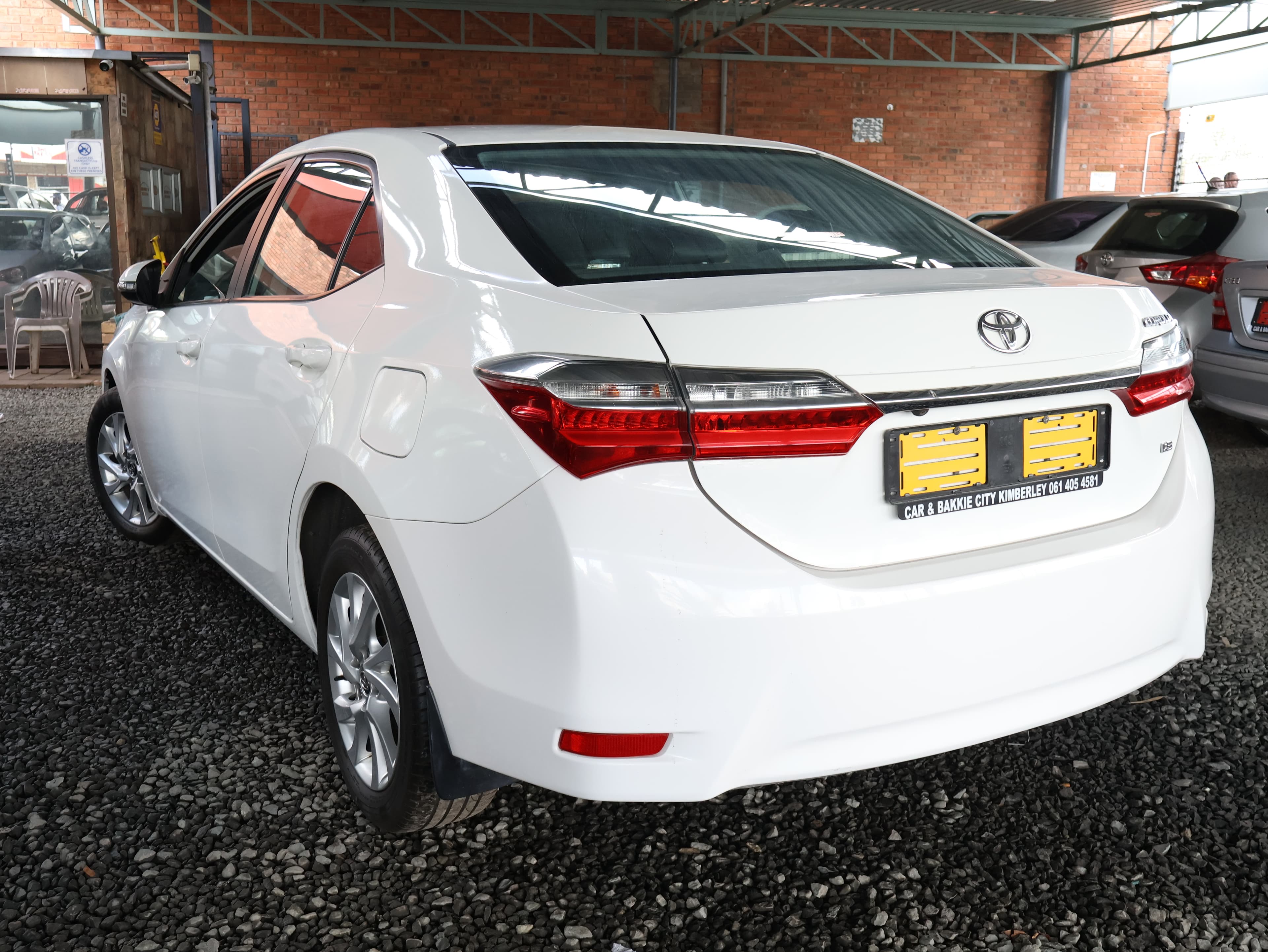 2018 Toyota Corolla image 8