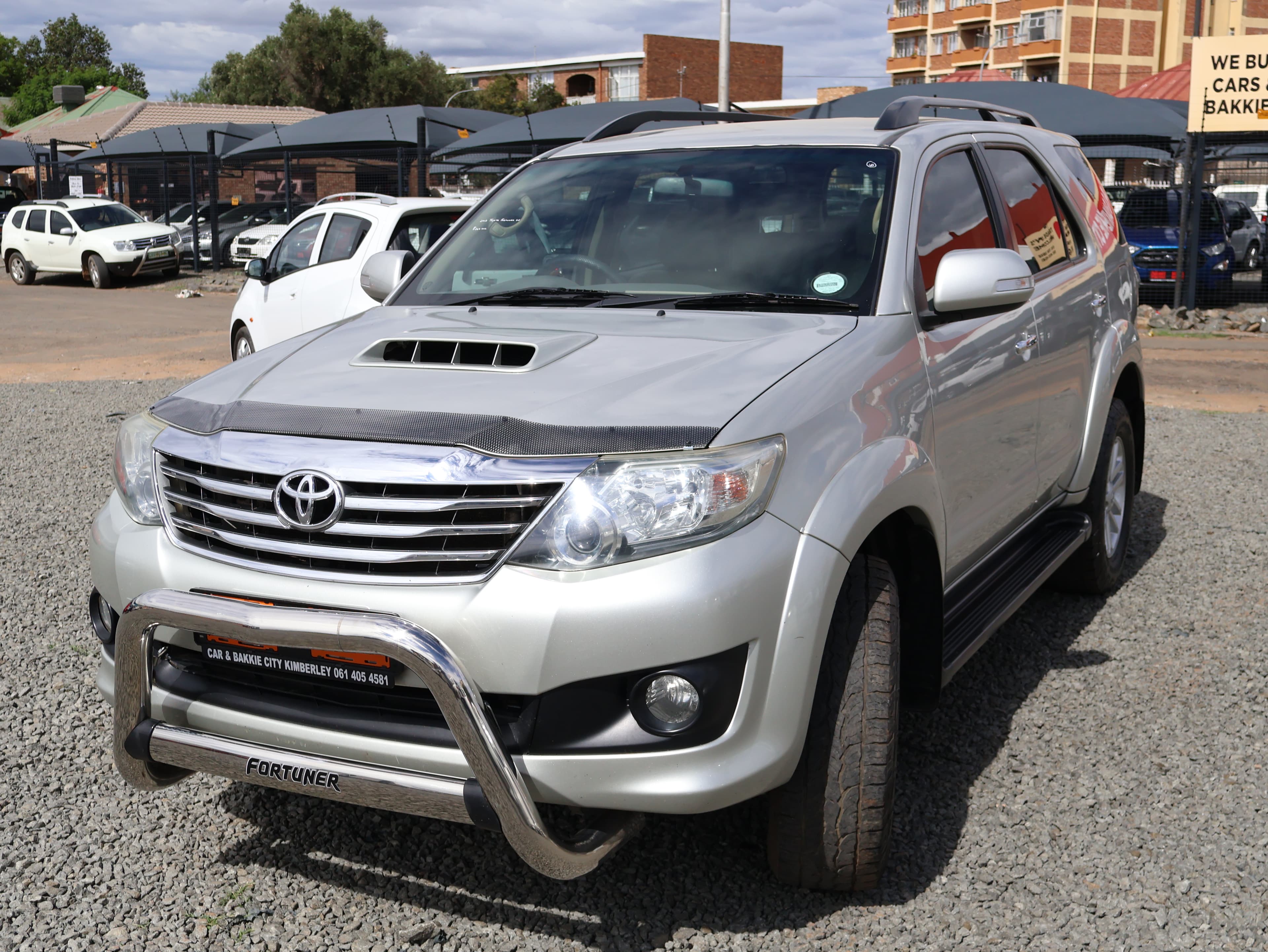 2009 Toyota Fortuner image 6