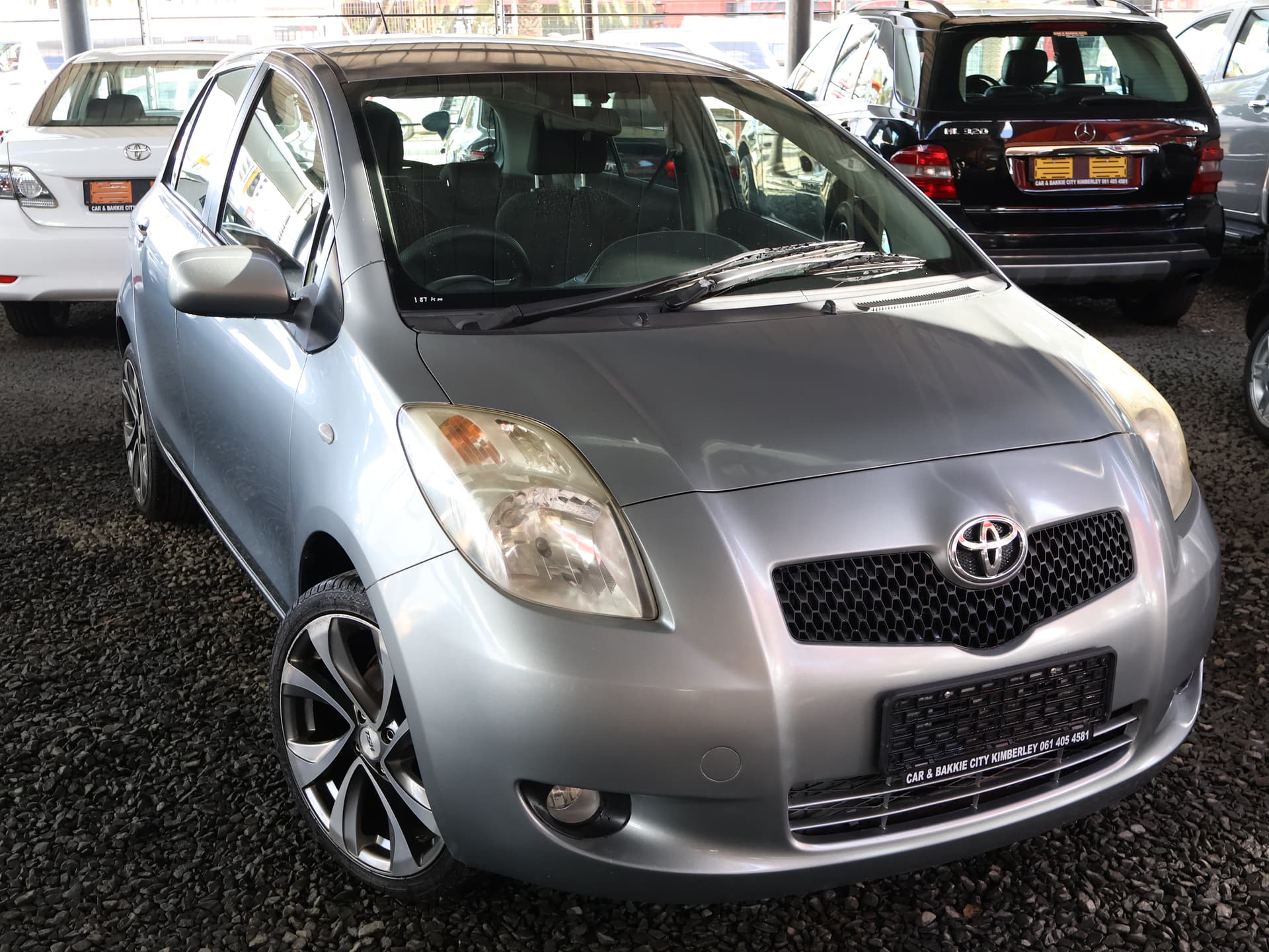 Toyota Yaris Grey