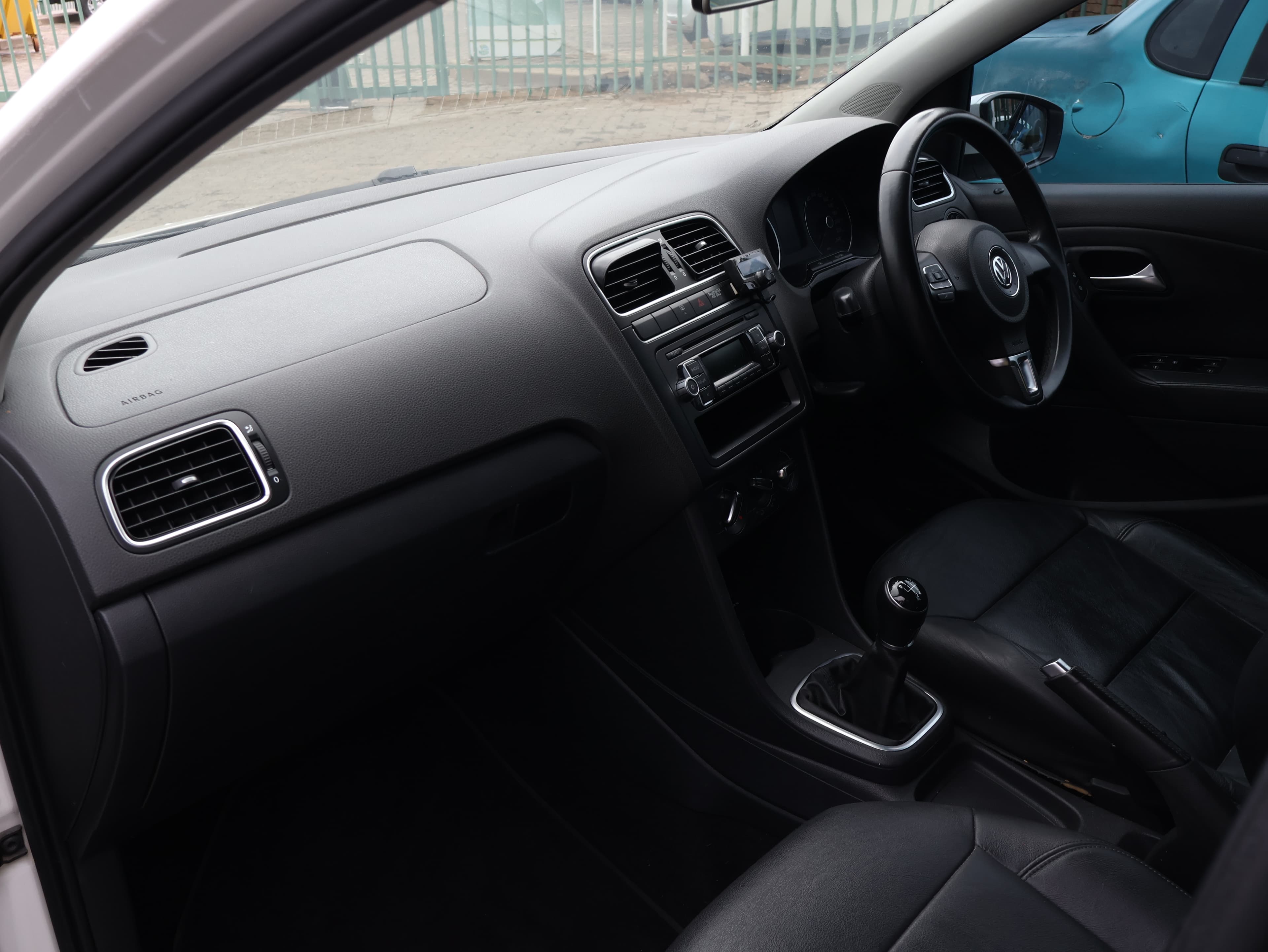 2017 Volkswagen Polo image 5