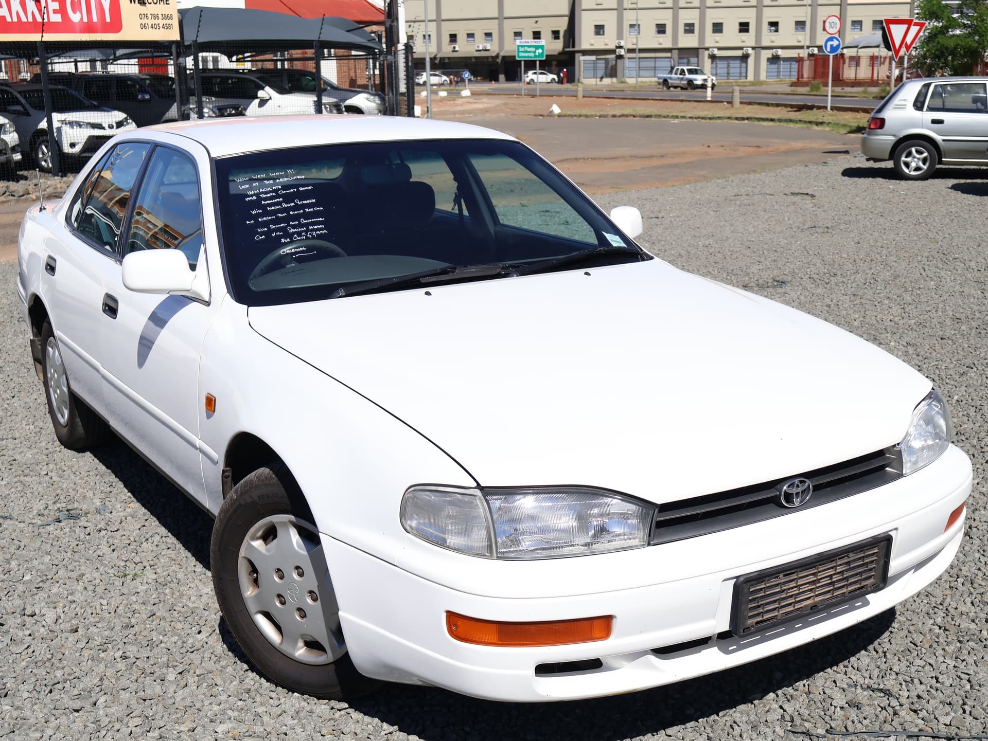 Toyota Camry 200 Si Automatic