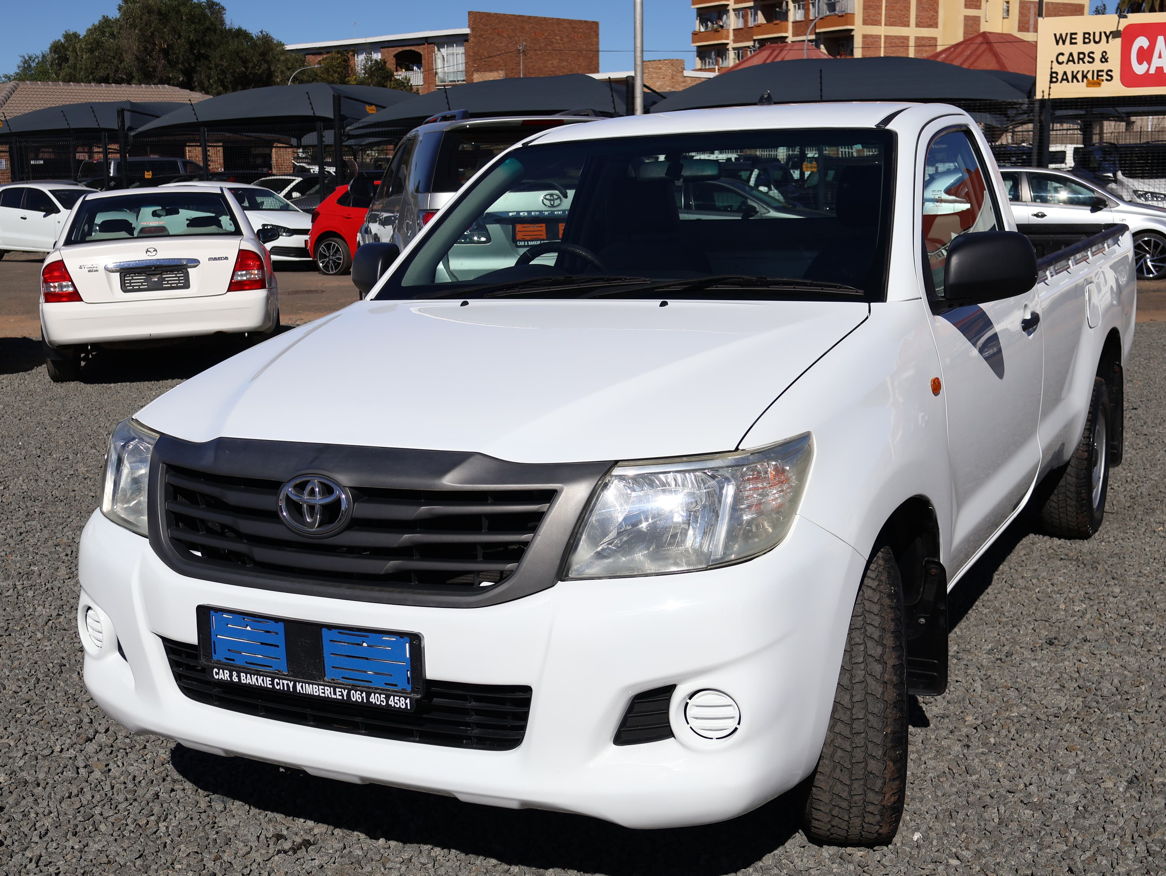 1900 Toyota Hilux image 4