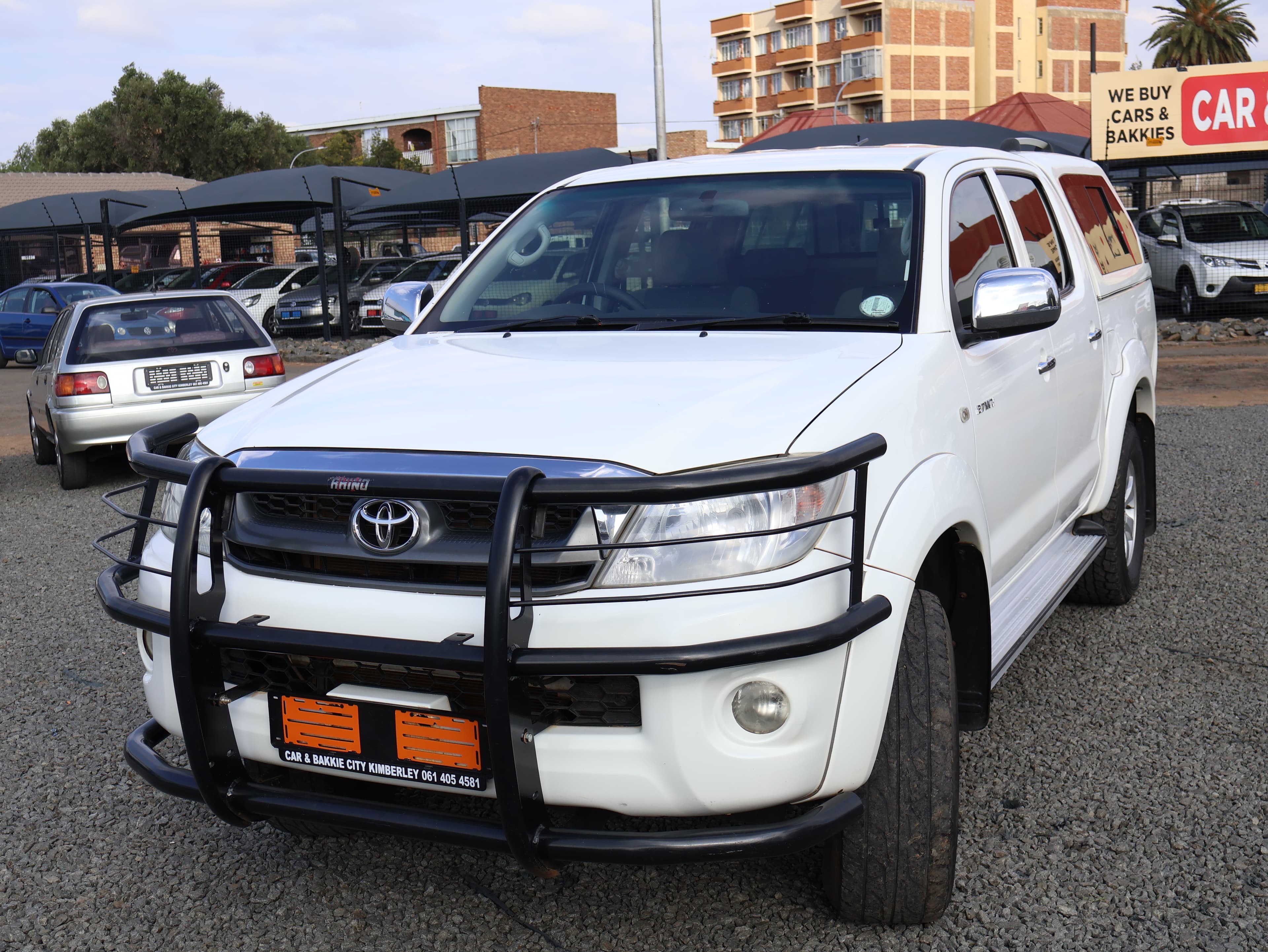 2011 Toyota Hilux image 2