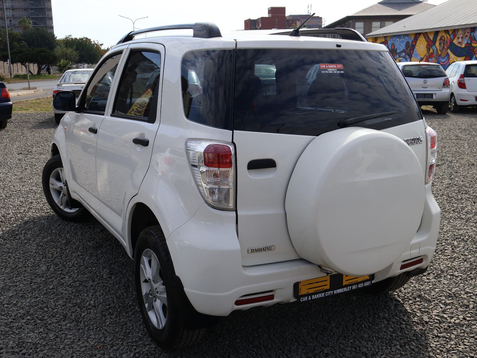 2012 Daihatsu Terios image 7