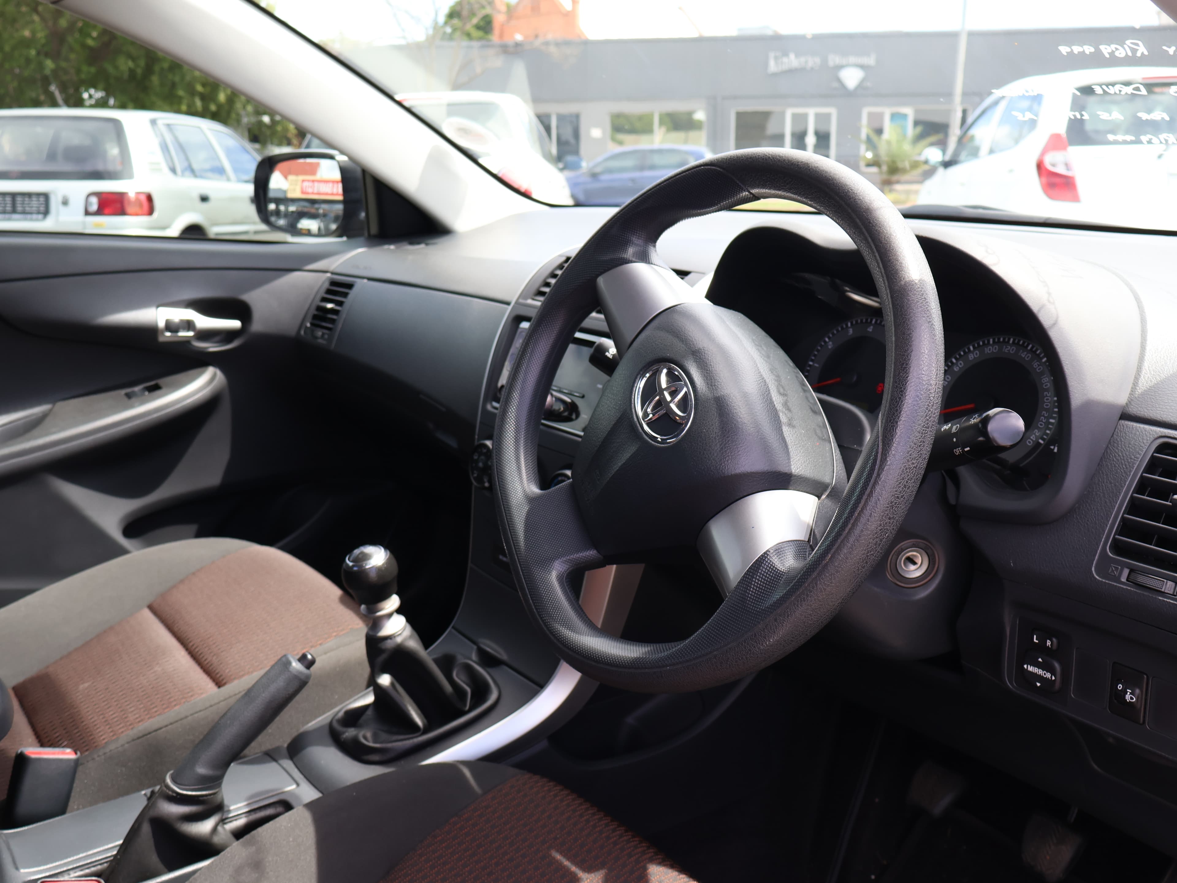 2016 Toyota Corolla image 7