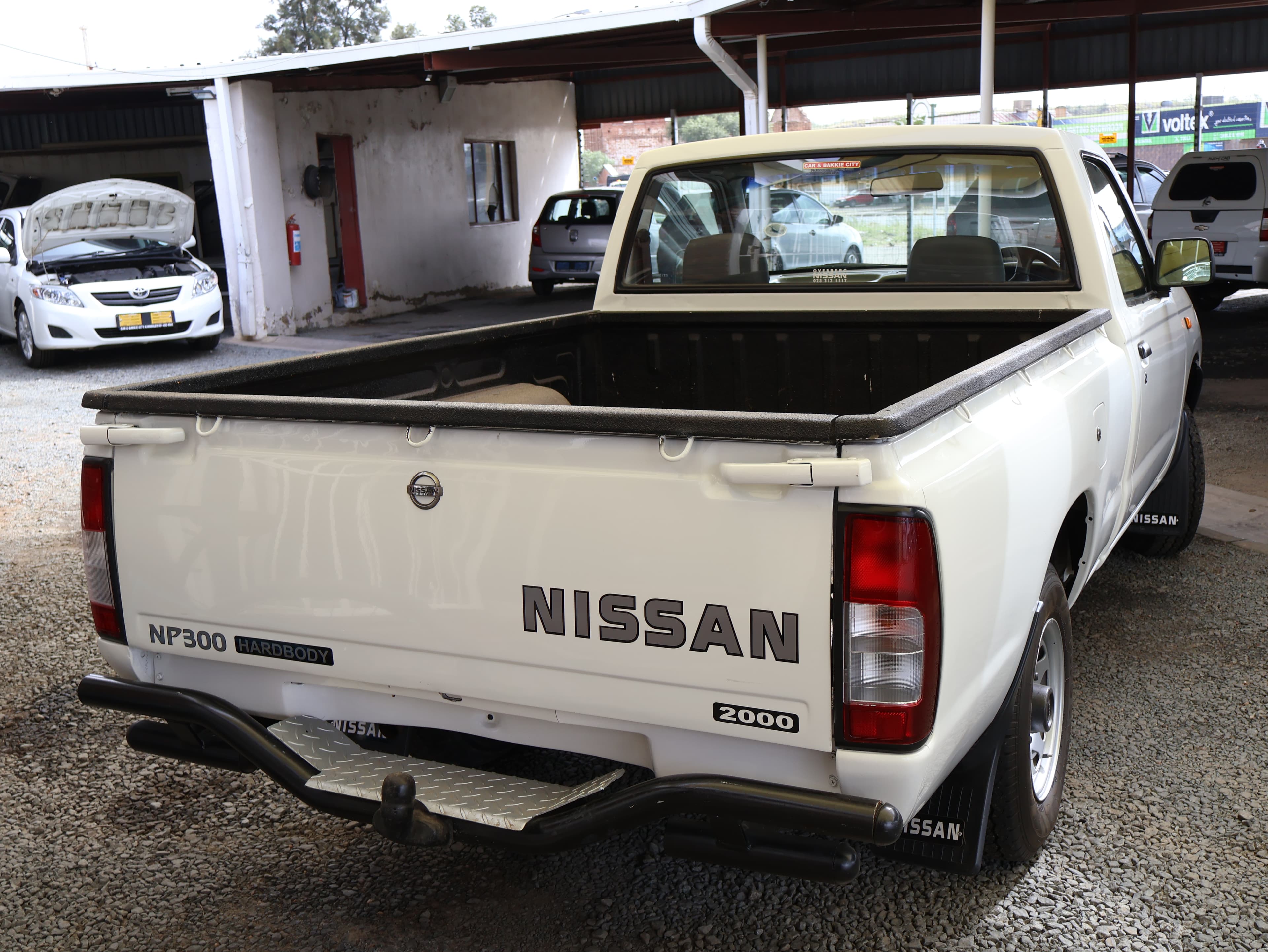 2007 Nissan NP300 image 3