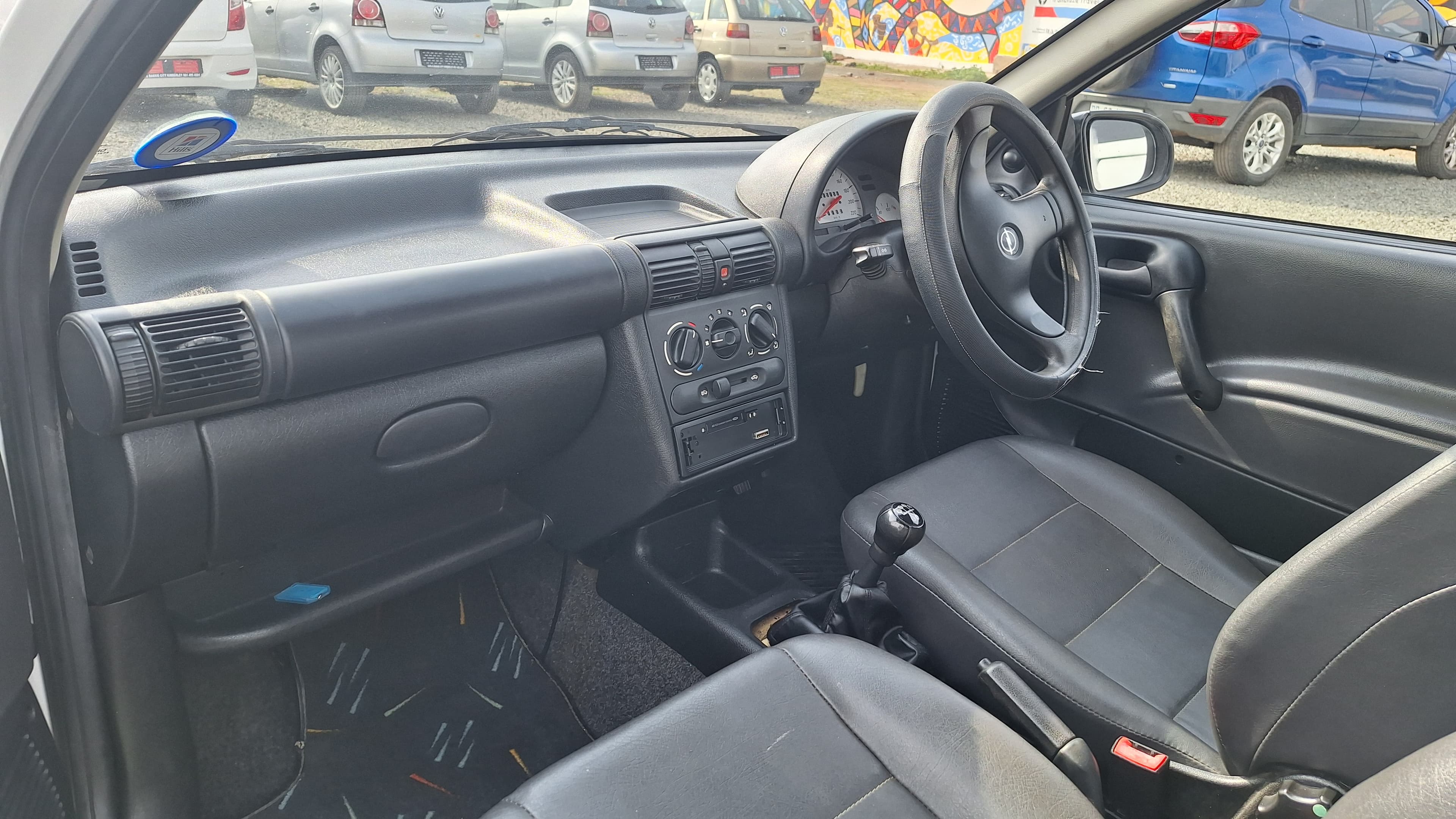 2005 Opel Corsa Utility image 6