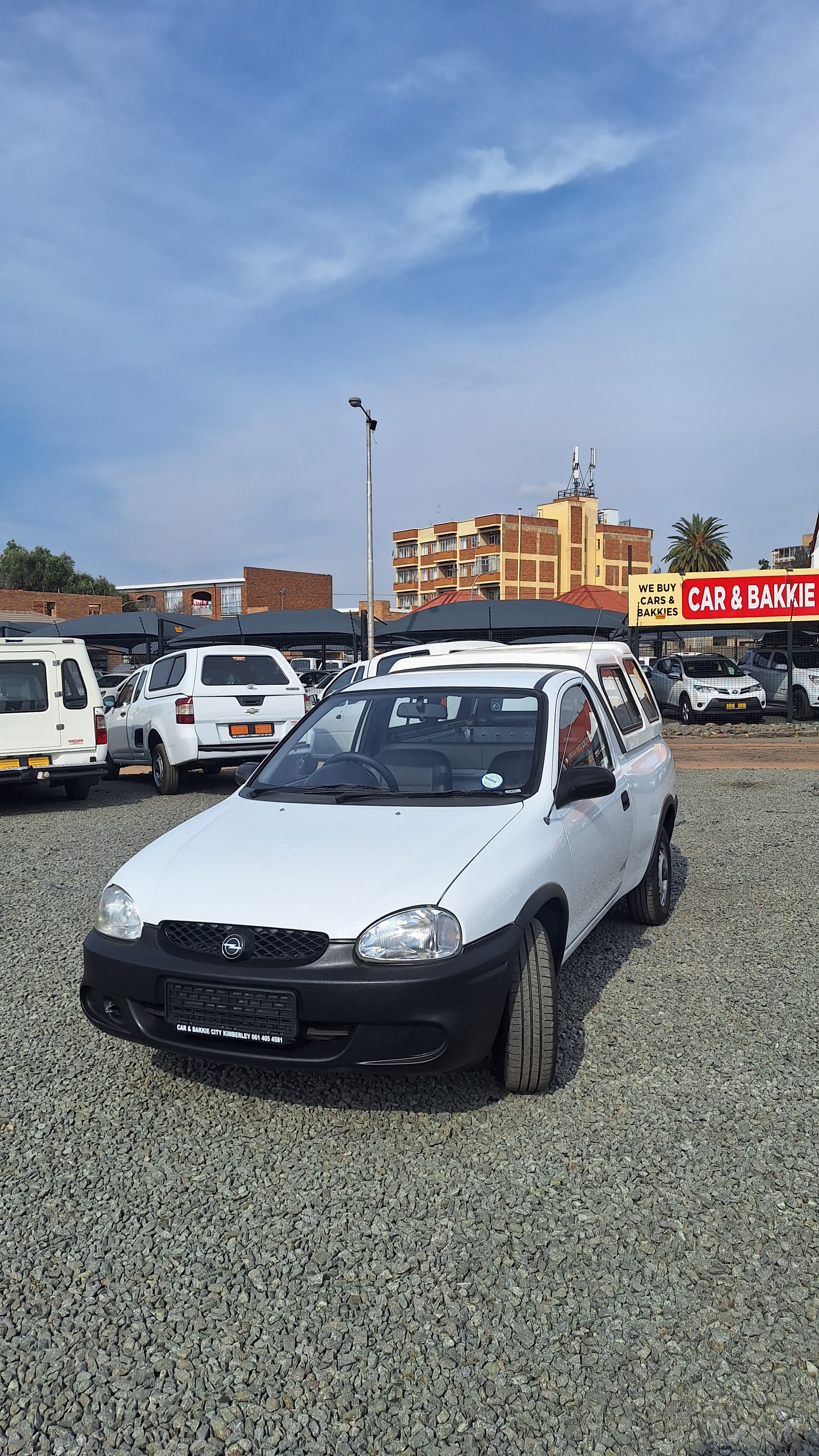2005 Opel Corsa Utility image 2
