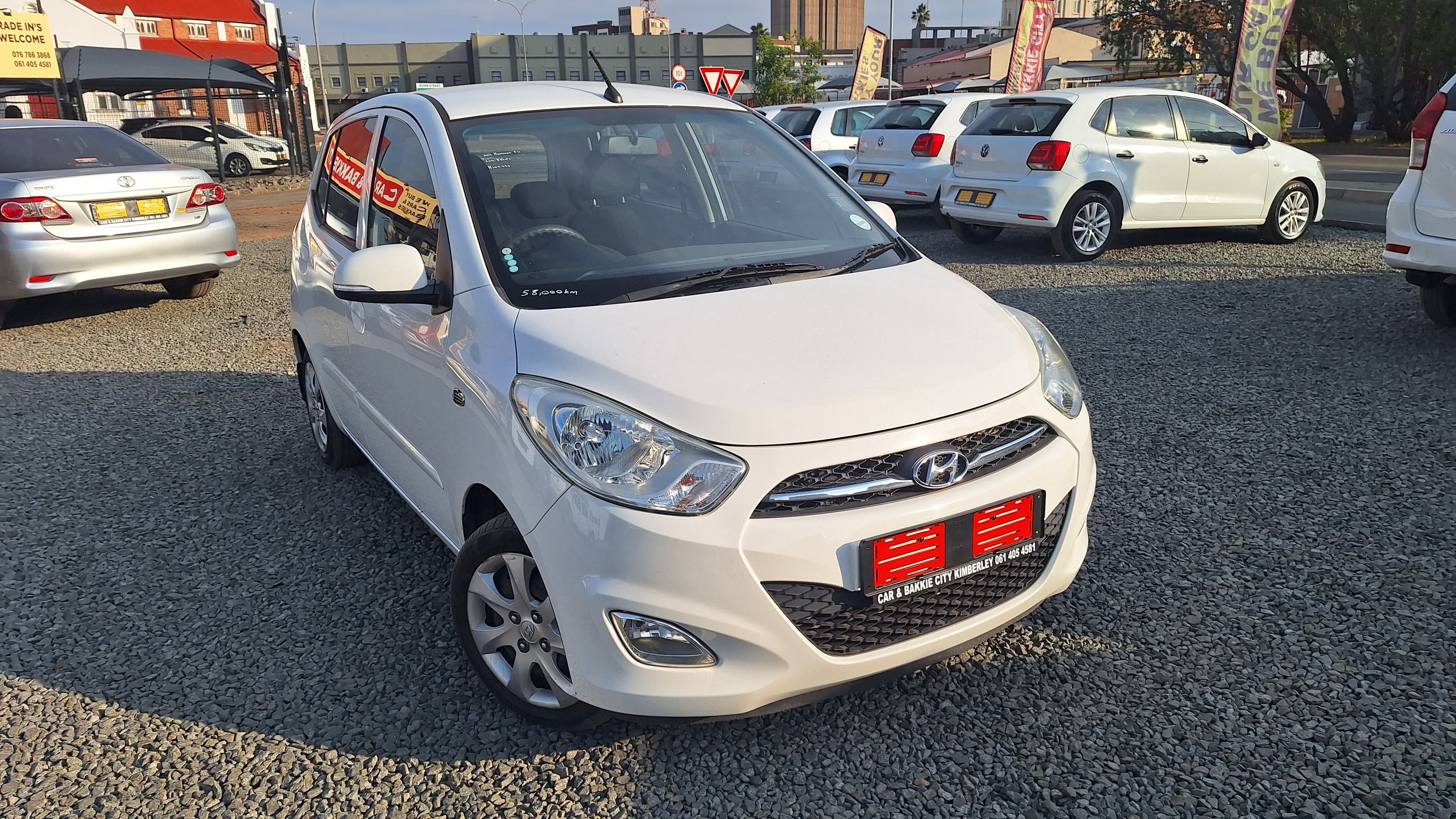 2014 Hyundai i10 image 1