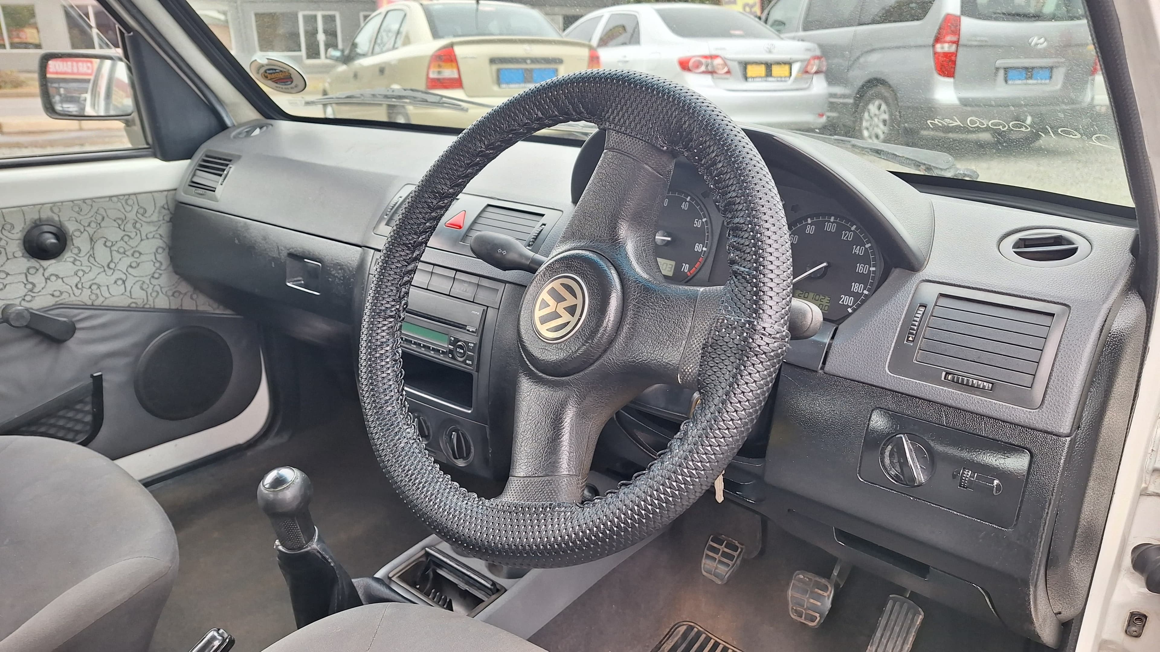 2009 Volkswagen Citi image 2